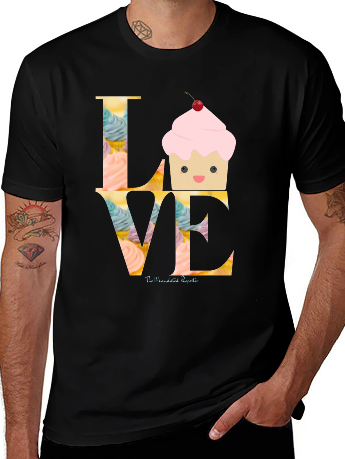 Variant 22 of Love Cupcake Graphic T-Shirt