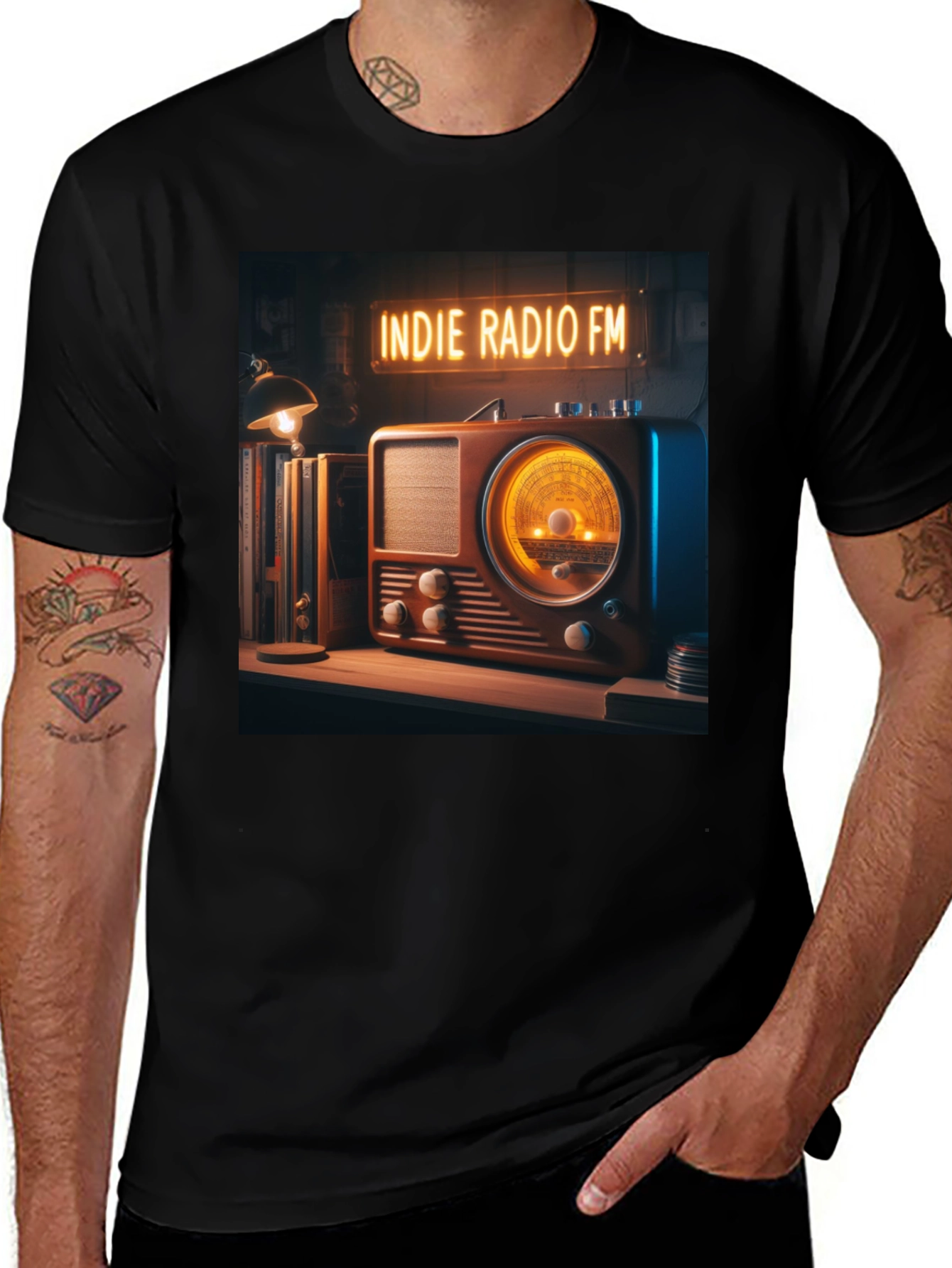 Variant 21 of Vintage Indie Radio FM Black T-Shirt