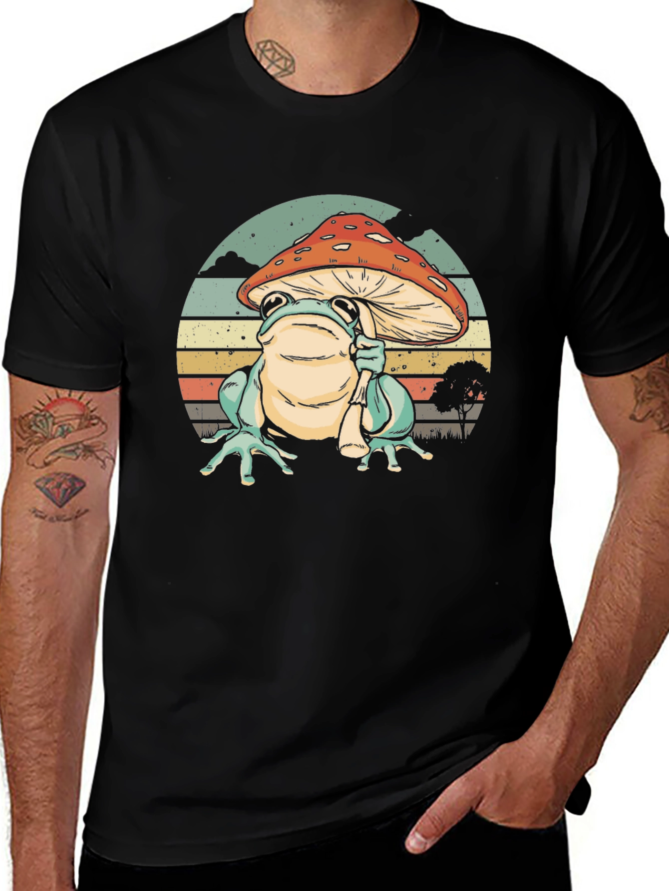Variant 16 of Frog with Mushroom Hat Graphic T-Shirt