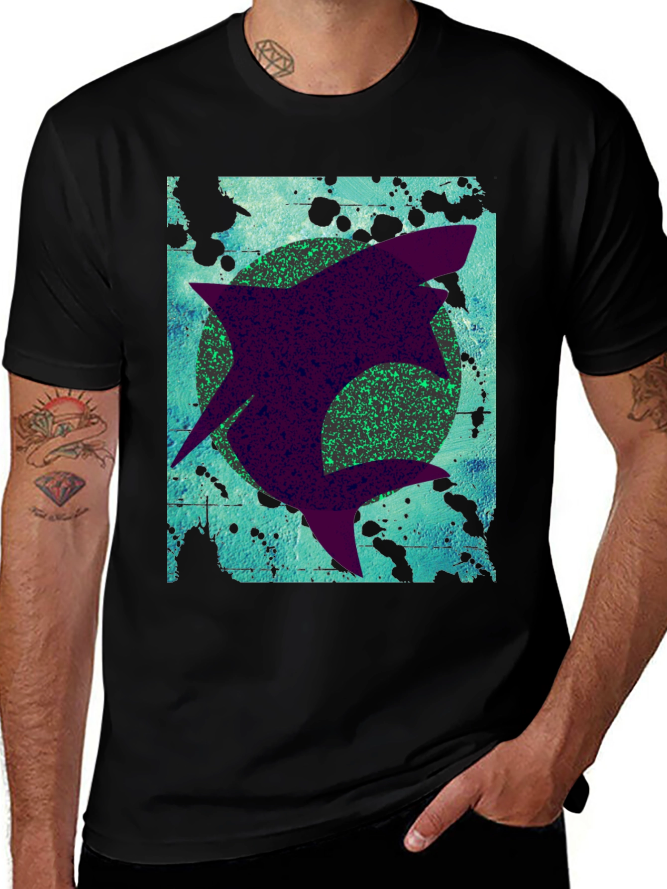 Variant 11 of Shark Graphic Print Black T-Shirt
