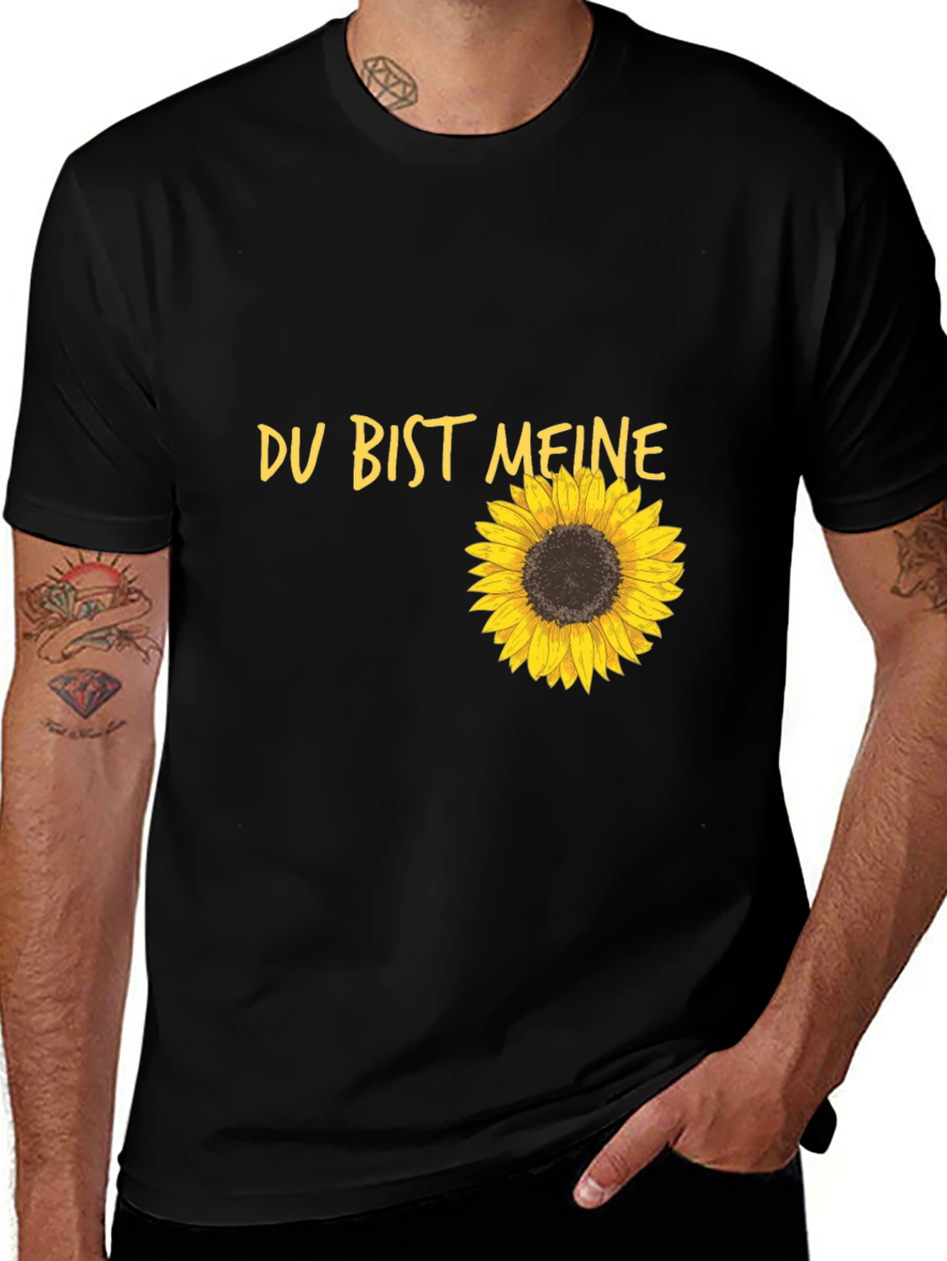 Variant 21 of Du Bist Meine Sunflower Graphic Tee - Black Cotton T-Shirt