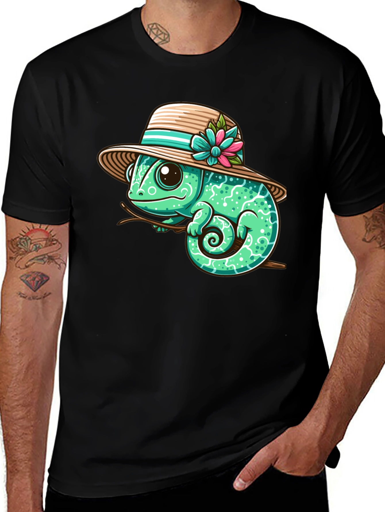 Variant 14 of Chameleon in Hat Graphic T-Shirt