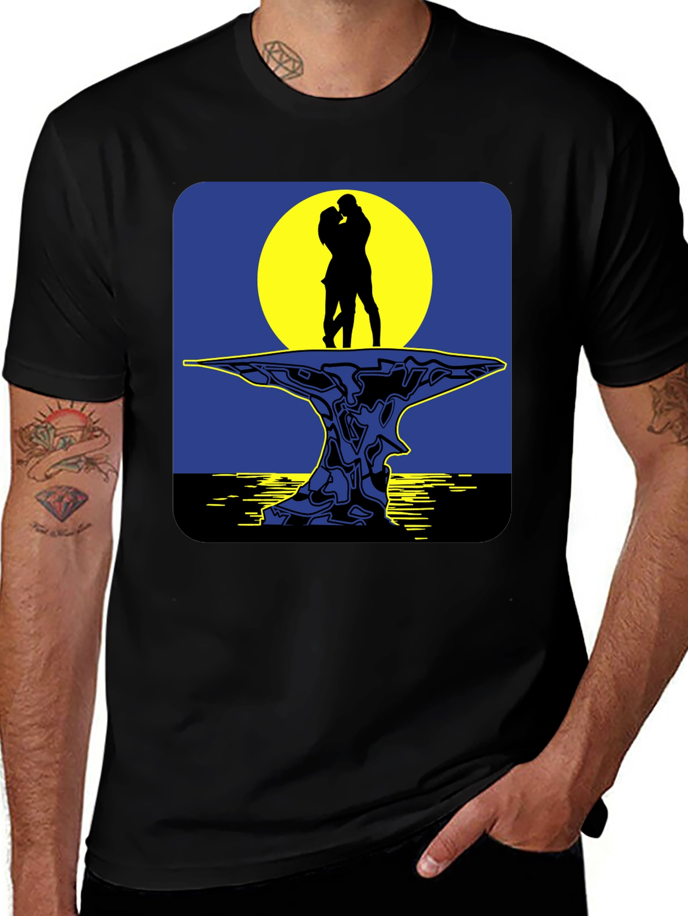 Variant 14 of Romantic Silhouette T-Shirt - Moonlit Lovers