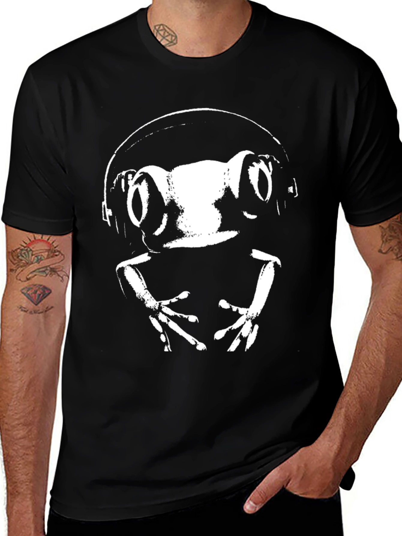 Variant 15 of DJ Frog T-Shirt - Cool Graphic Tee