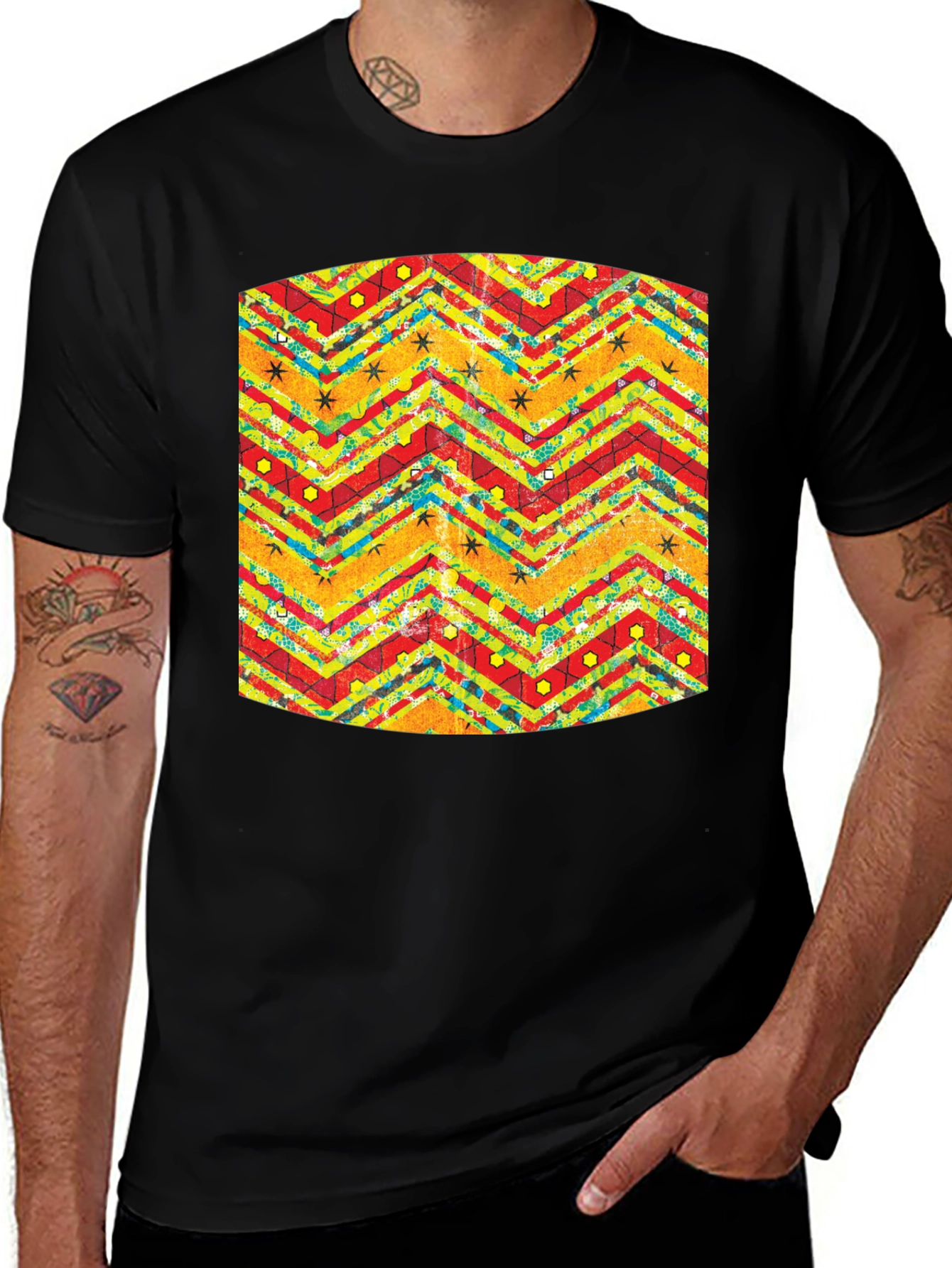 Variant 4 of Vibrant Chevron Pattern Black T-Shirt