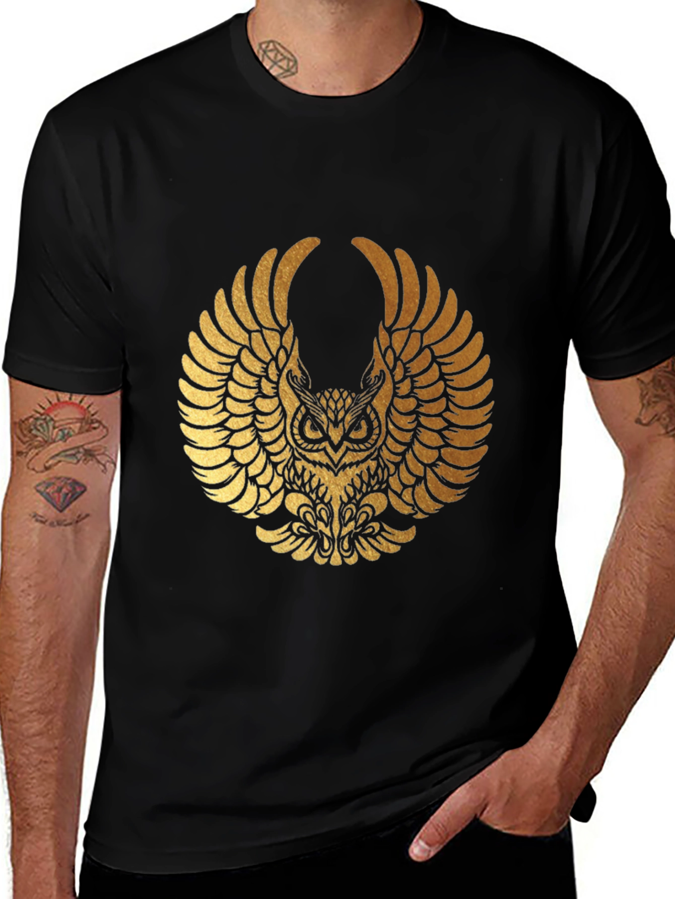 Variant 8 of Men's Black T-shirt with Gold Owl Graphic
