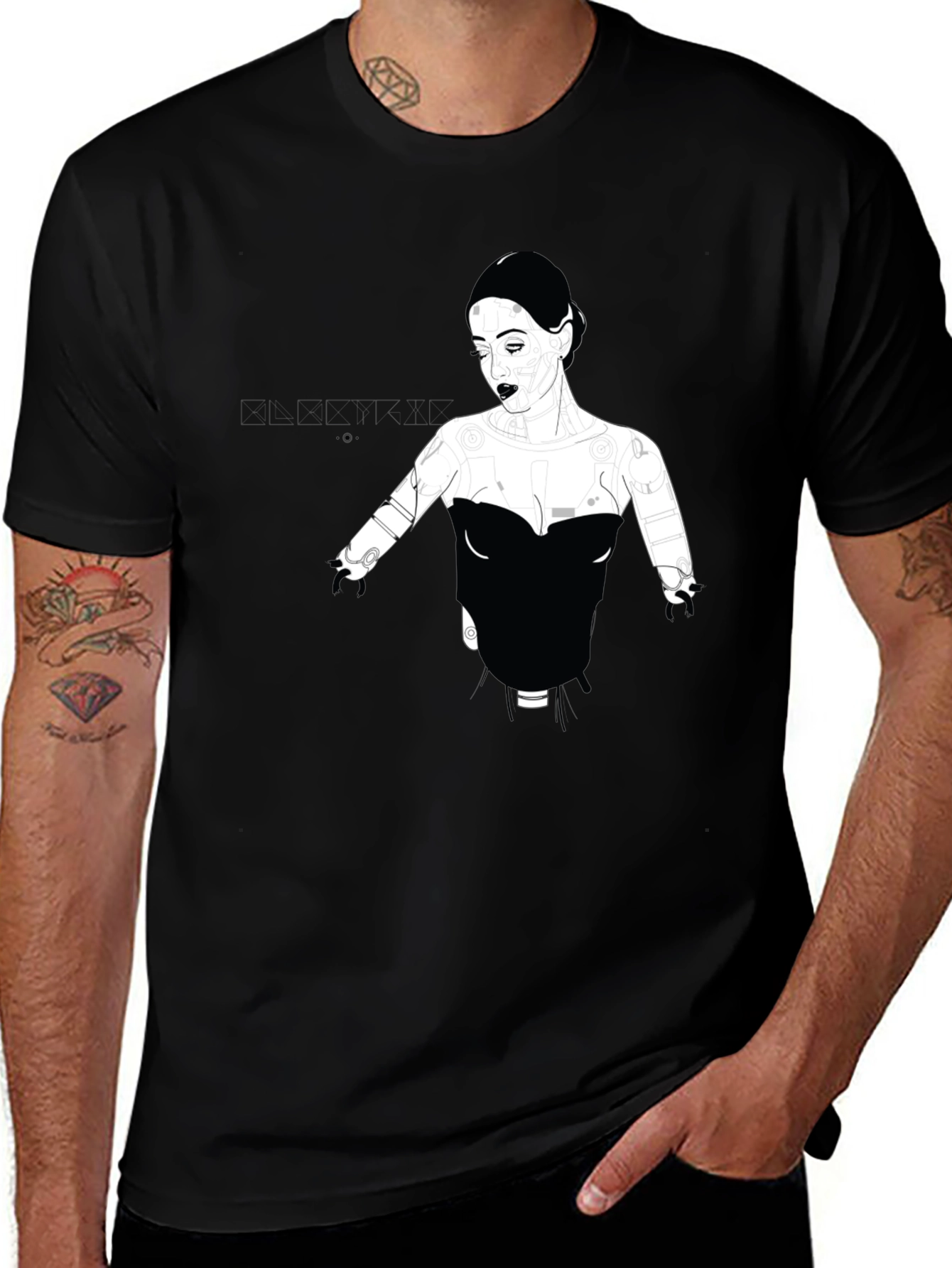 Variant 12 of Graphic Print Black T-Shirt - Elegant Robot Woman