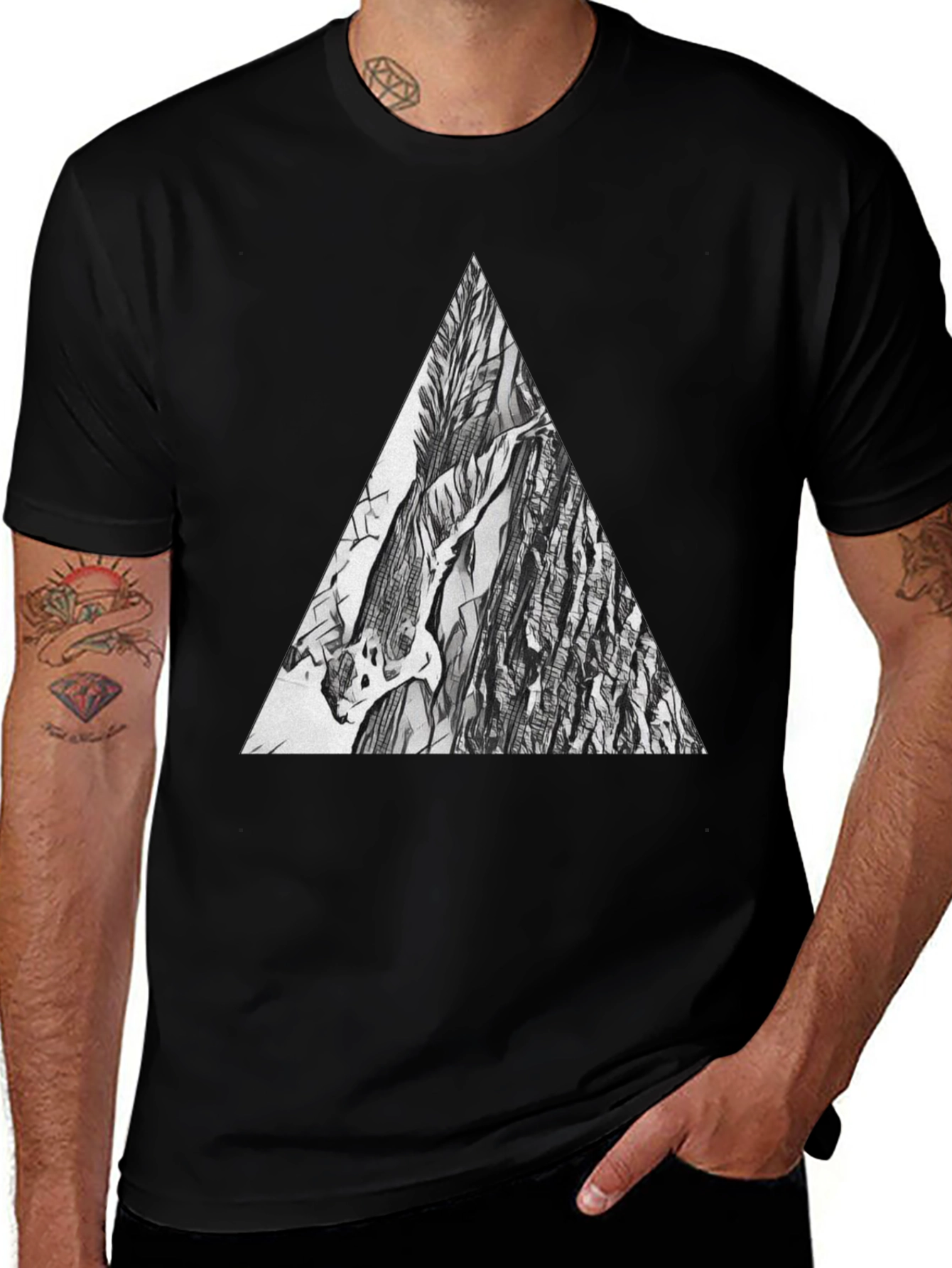 Variant 29 of Abstract Graphic Print Black T-Shirt