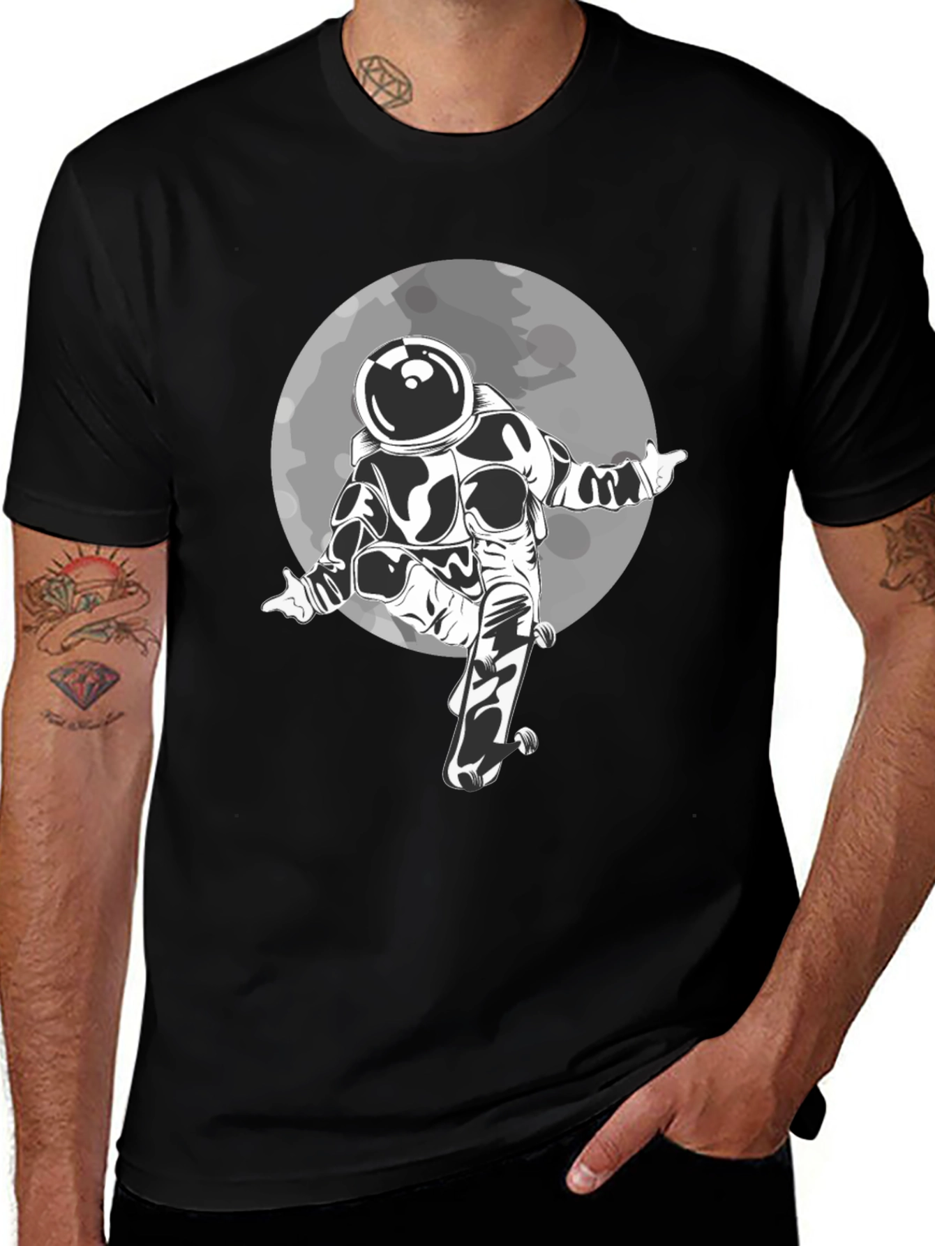 Variant 19 of Astronaut Skateboarder Graphic T-Shirt