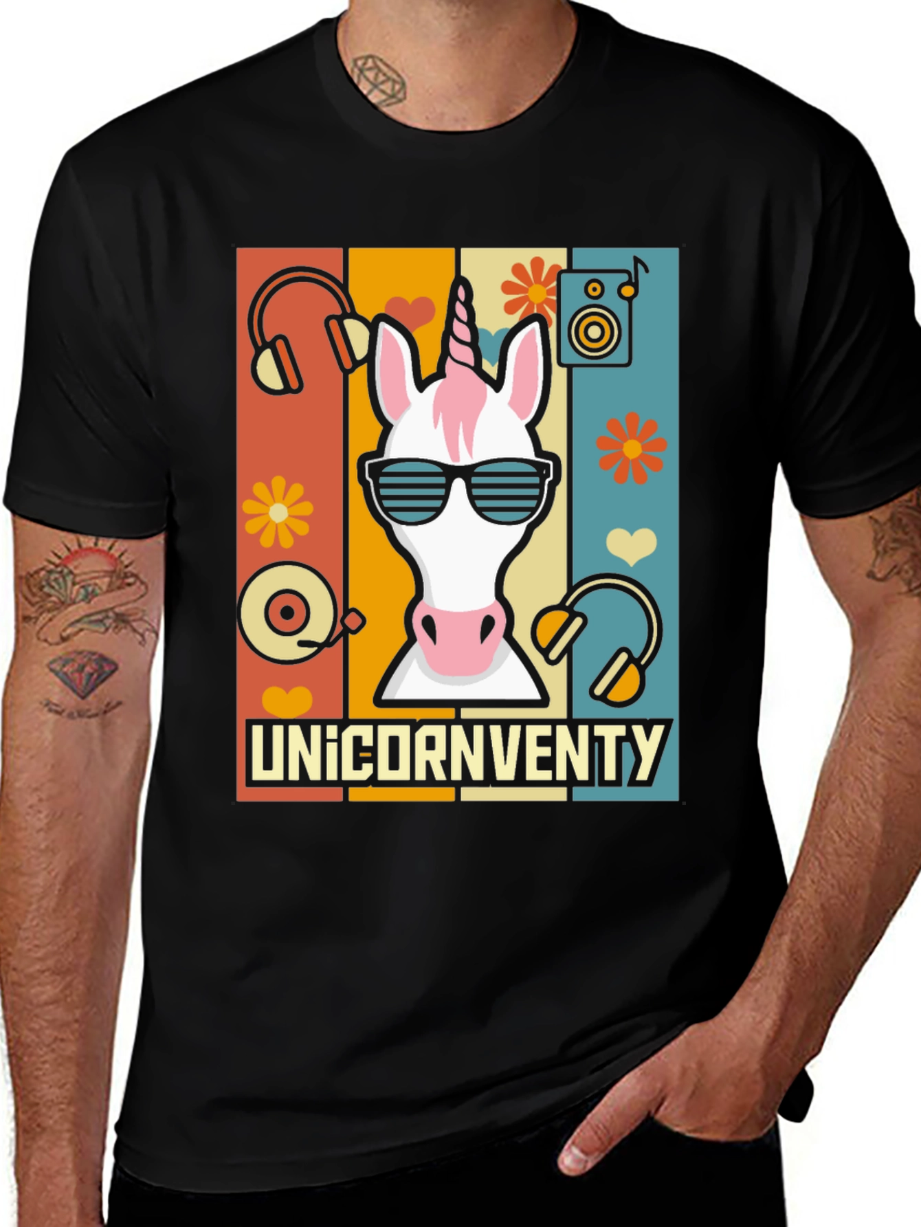 Variant 13 of Unicornventy Retro Graphic T-Shirt
