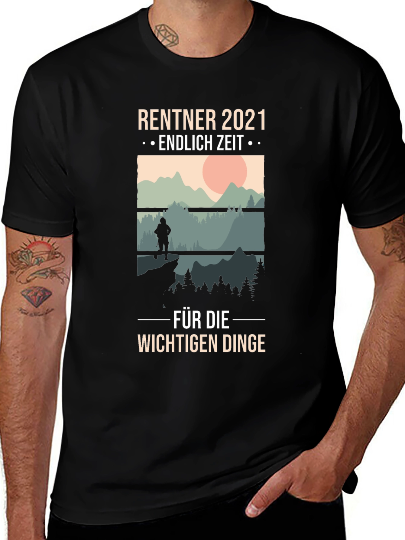 Variant 21 of Retirement 2021 Hiking T-Shirt - Time For Important Things