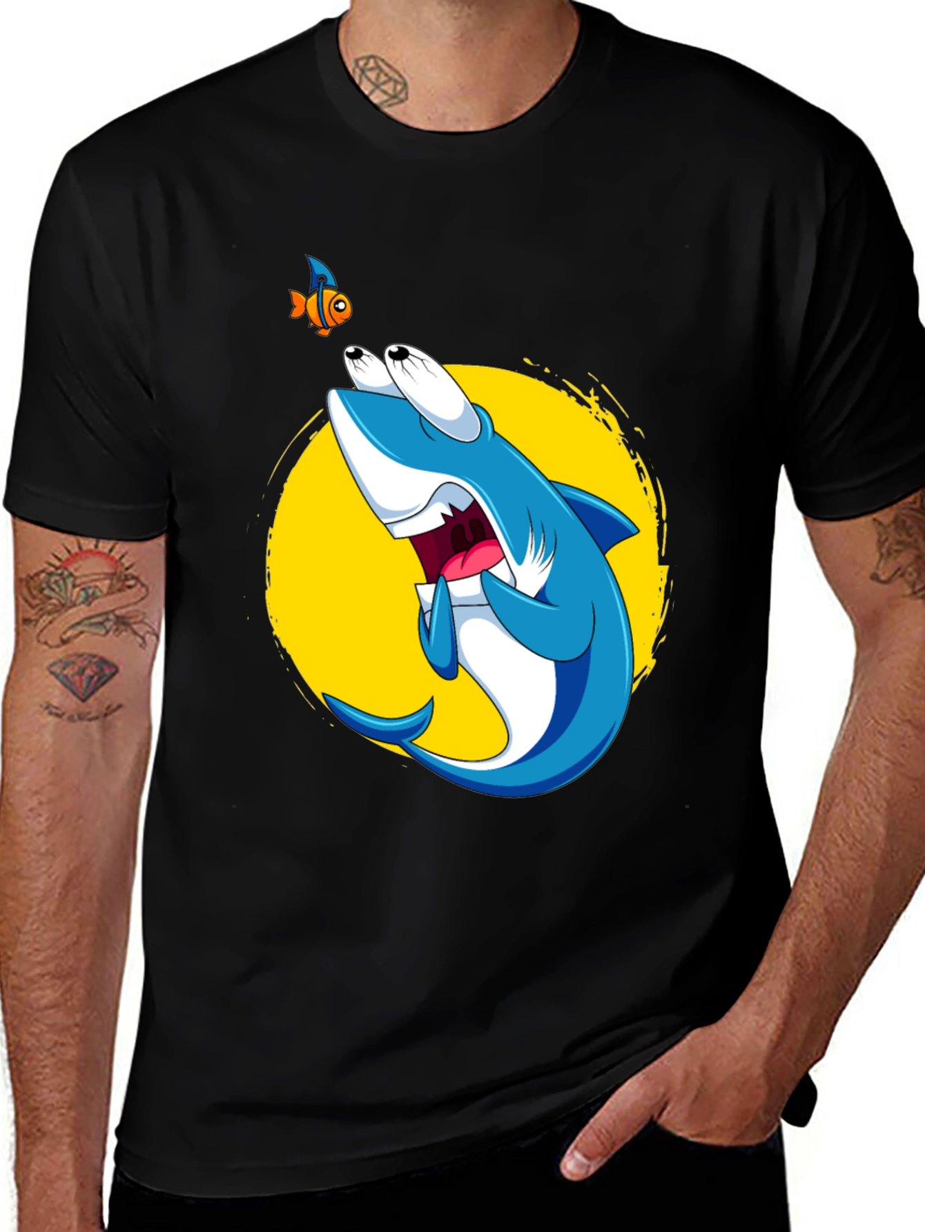 Variant 15 of Cartoon Shark Graphic T-Shirt