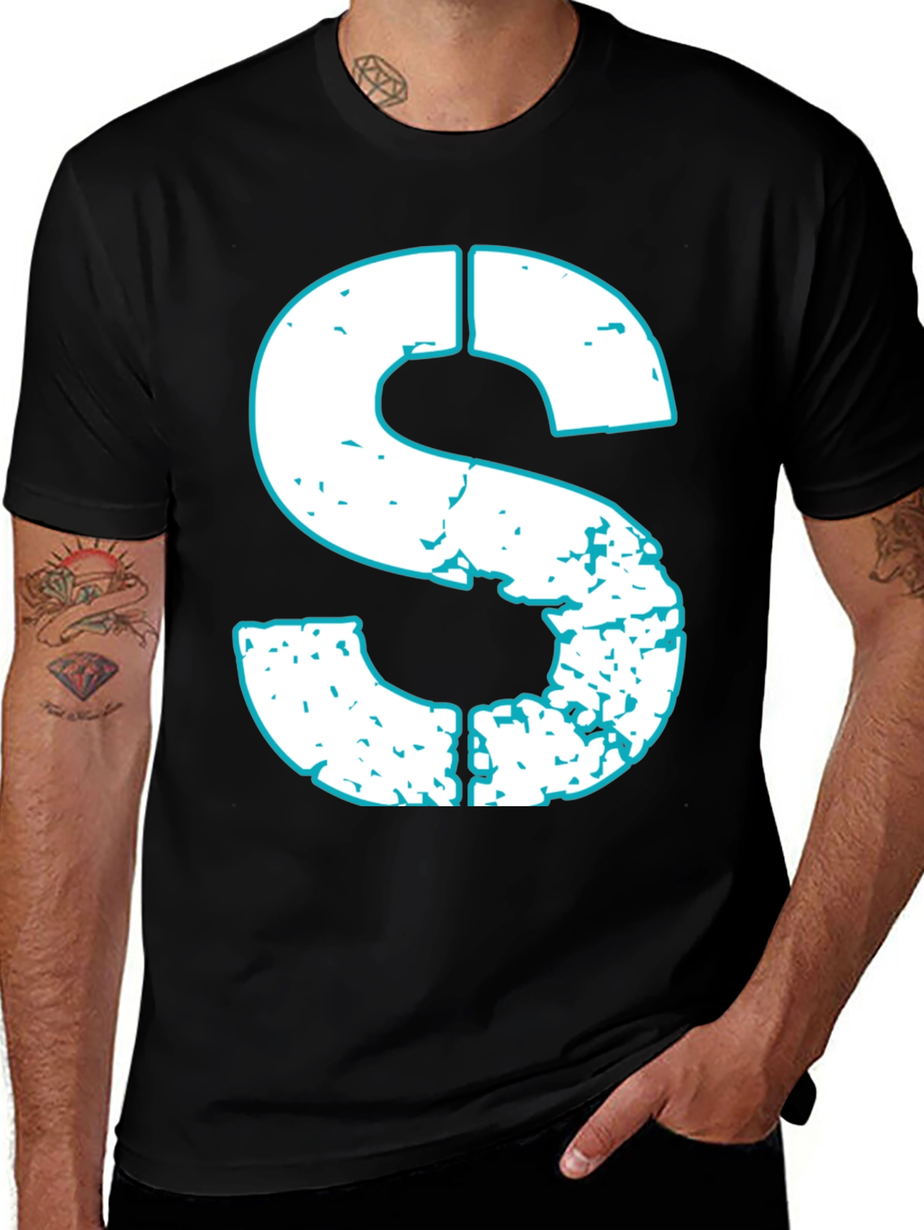 Variant 14 of Cool Distressed "S" Graphic Black T-Shirt
