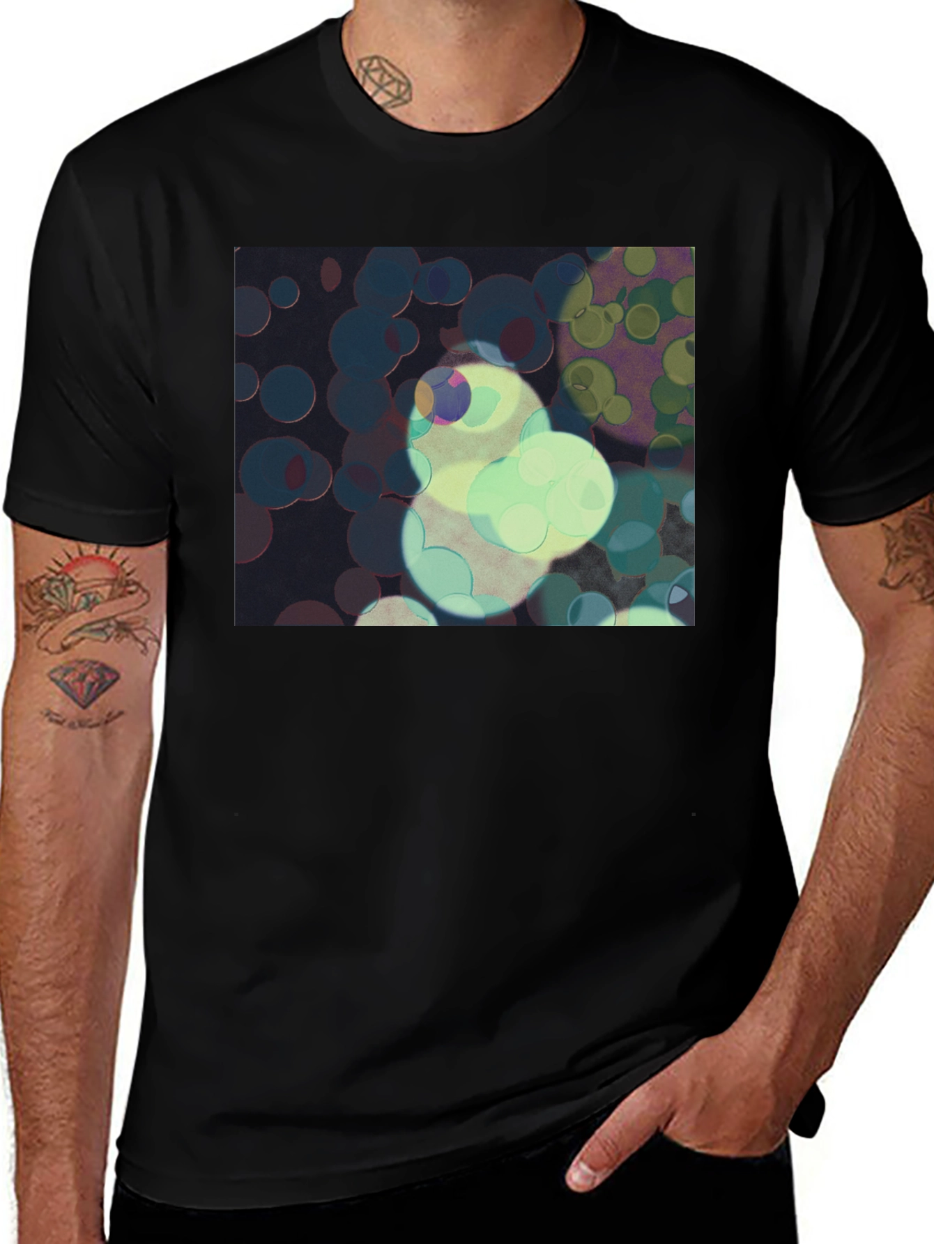 Variant 9 of Abstract Circle Print Black T-Shirt