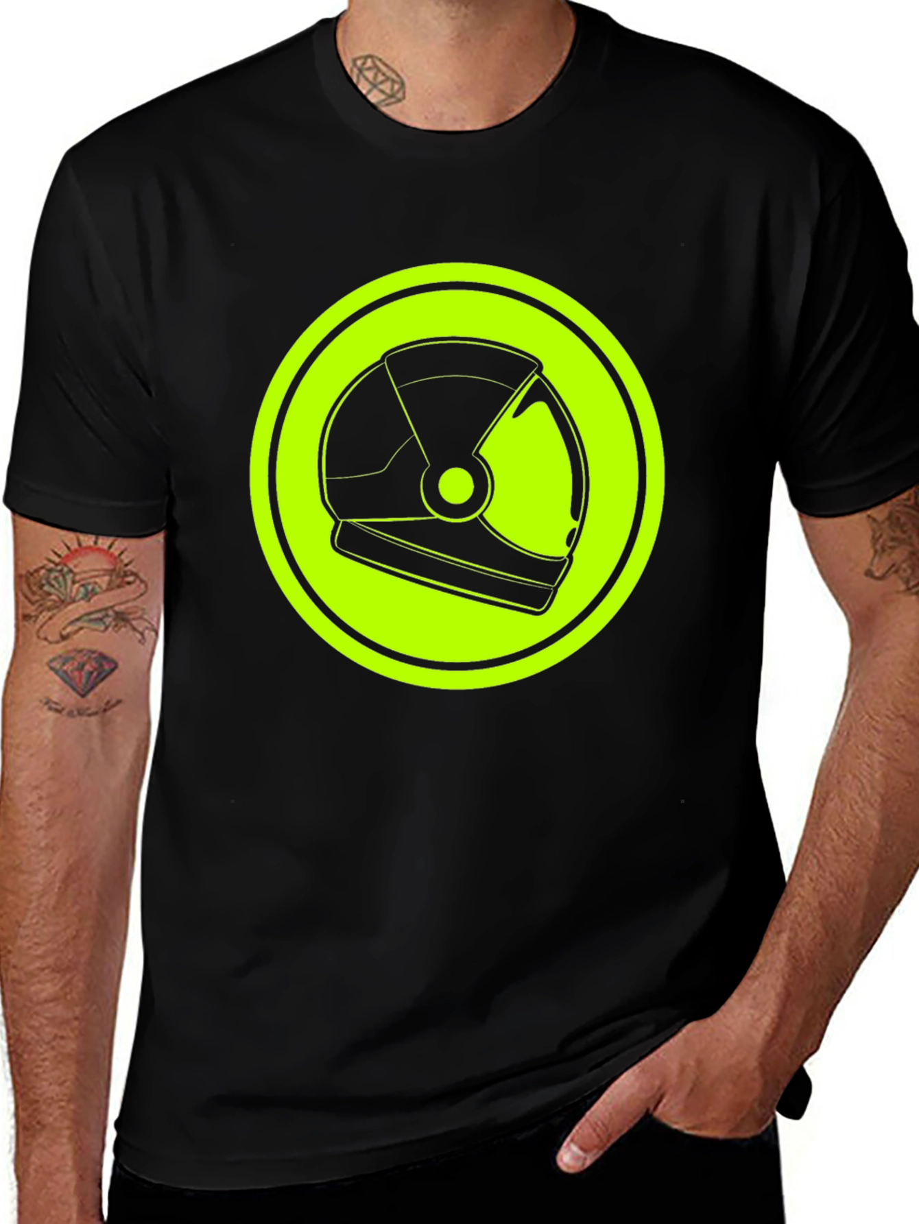 Variant 17 of Astronaut Helmet Graphic Tee - Retro Space Style