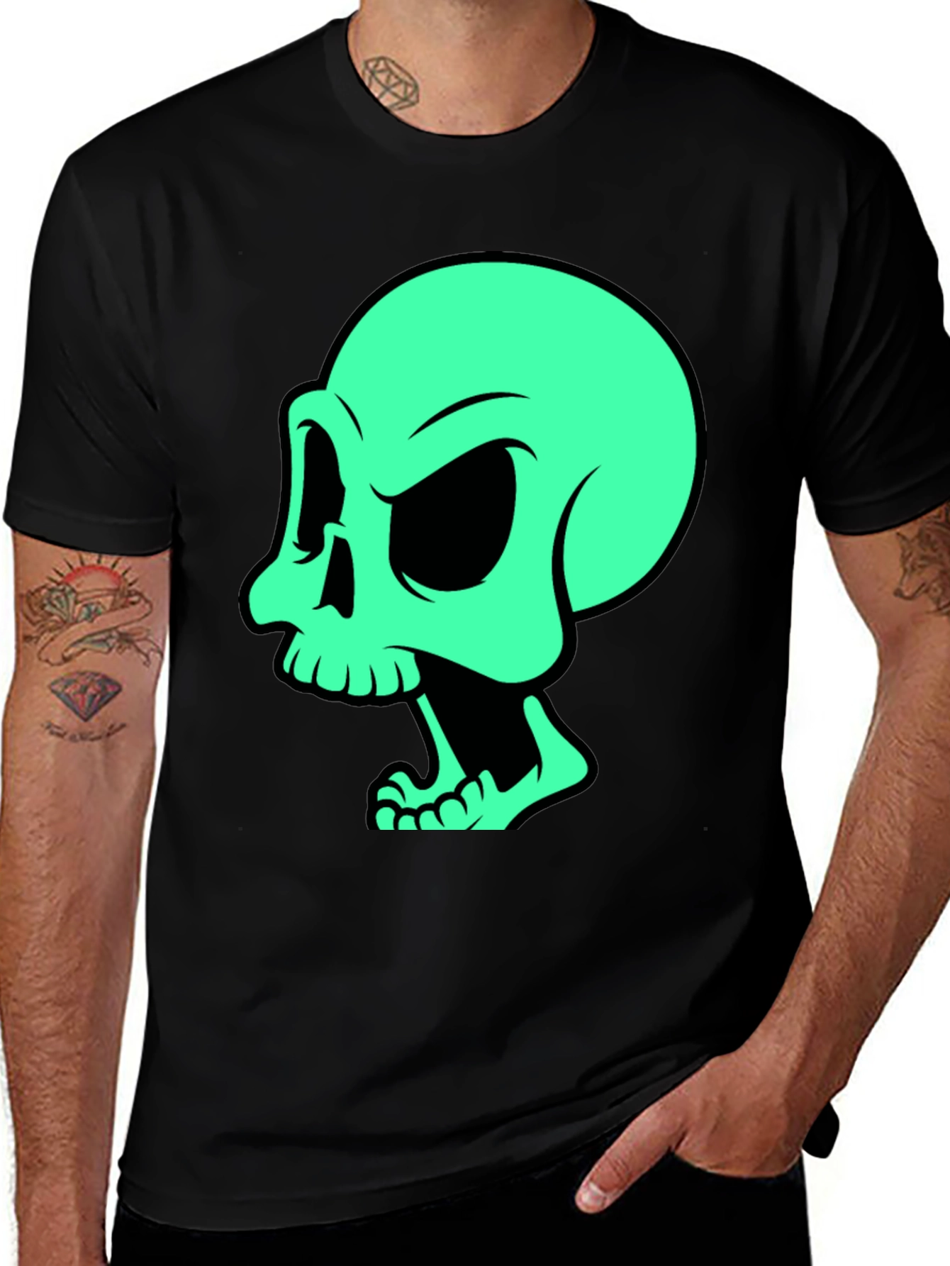 Variant 30 of Cool Green Skull Graphic Black T-Shirt