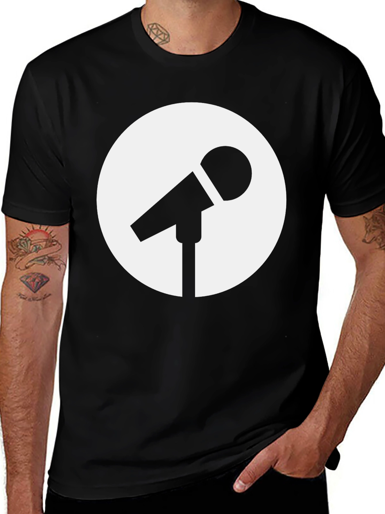 Camiseta Hombre Negra con Diseño de Micrófono