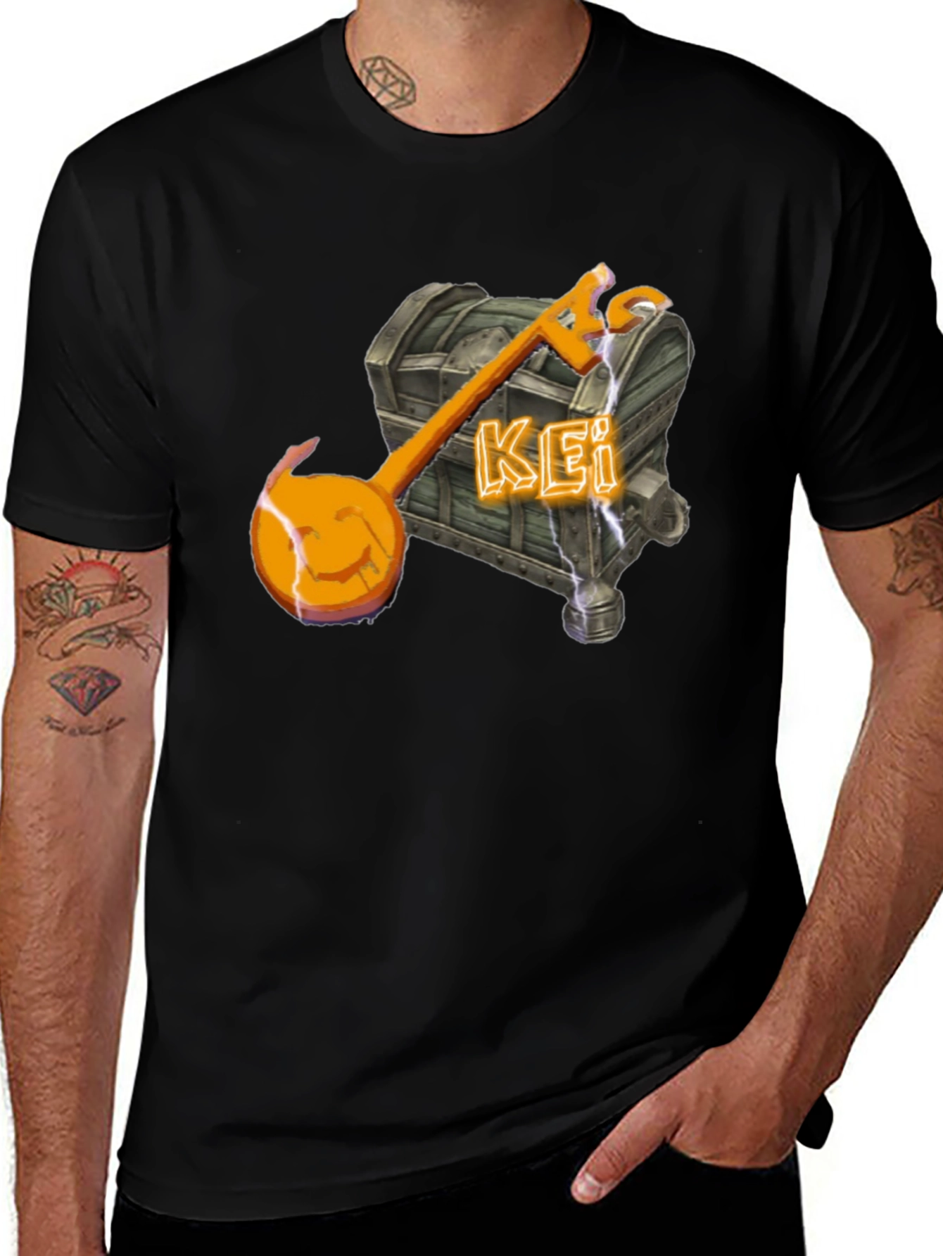 Variant 8 of Unique Kei Chest & Key T-Shirt - Black