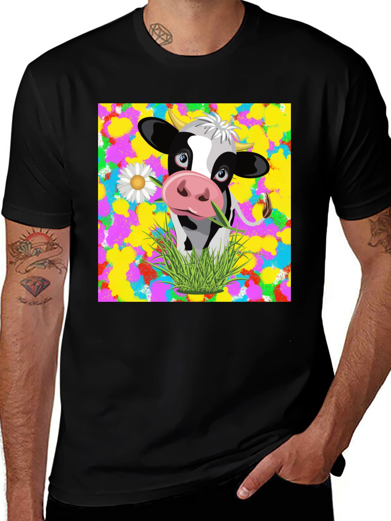 Variant 30 of Cow Graphic Tee - Vibrant Design, Comfortable Fit