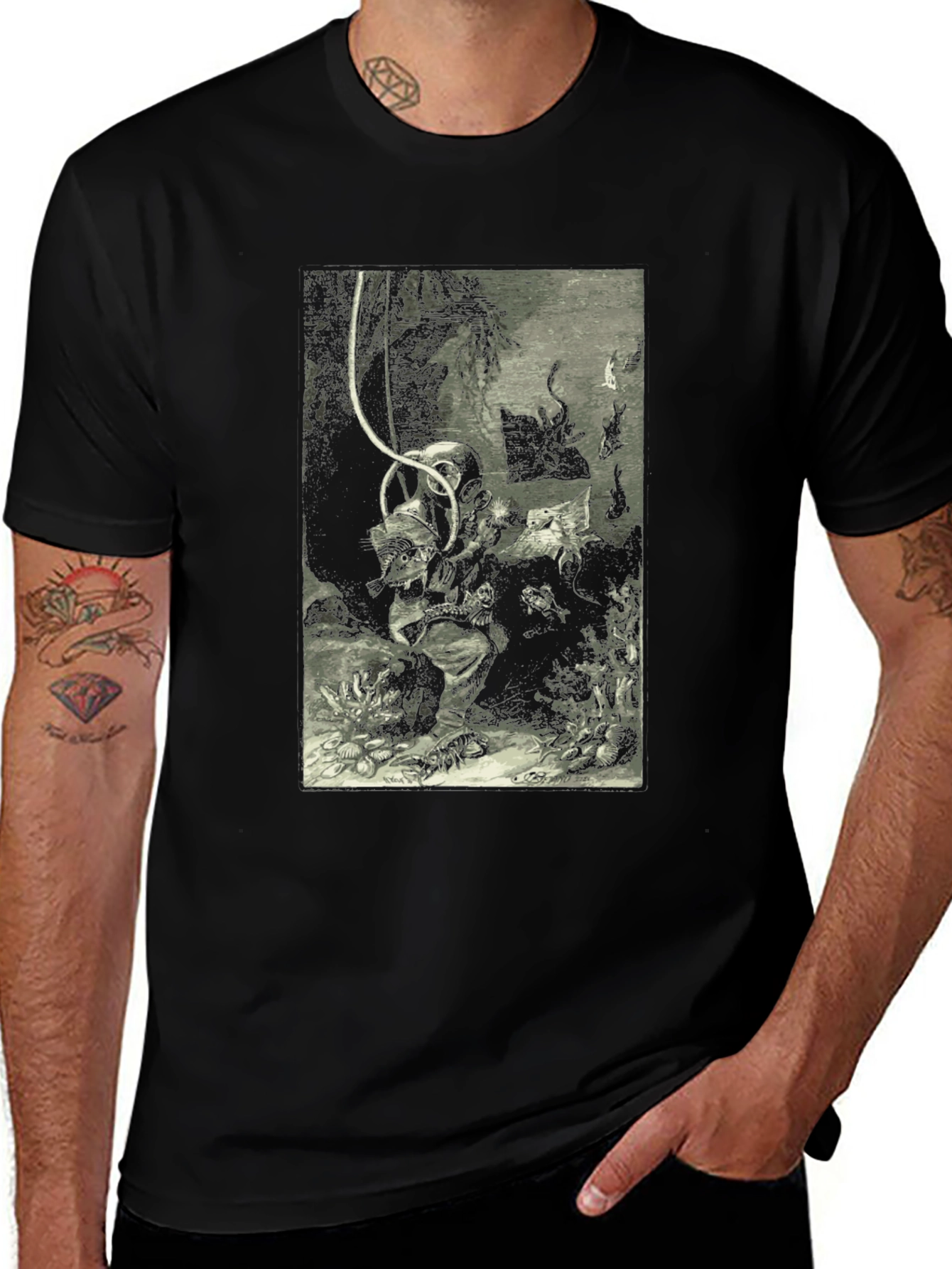 Variant 24 of Vintage Diver Print Black T-Shirt
