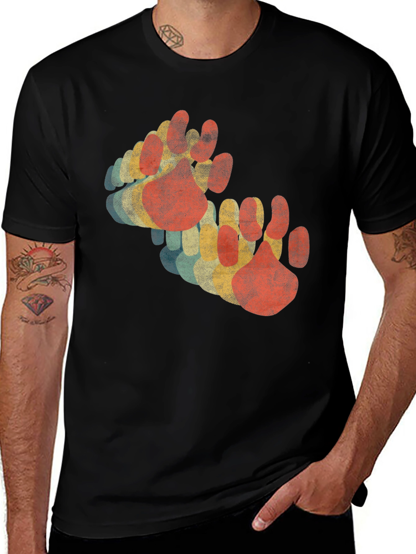 Variant 30 of Vintage Paw Print Black T-Shirt