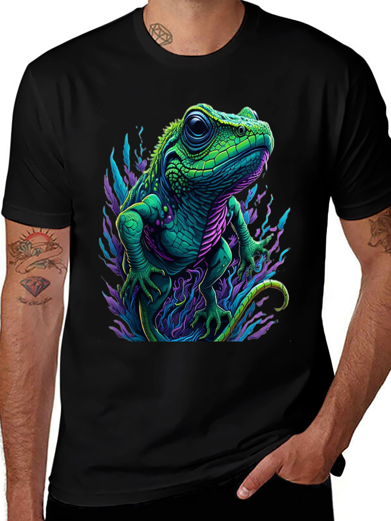 Variant 6 of Lizard Graphic T-Shirt