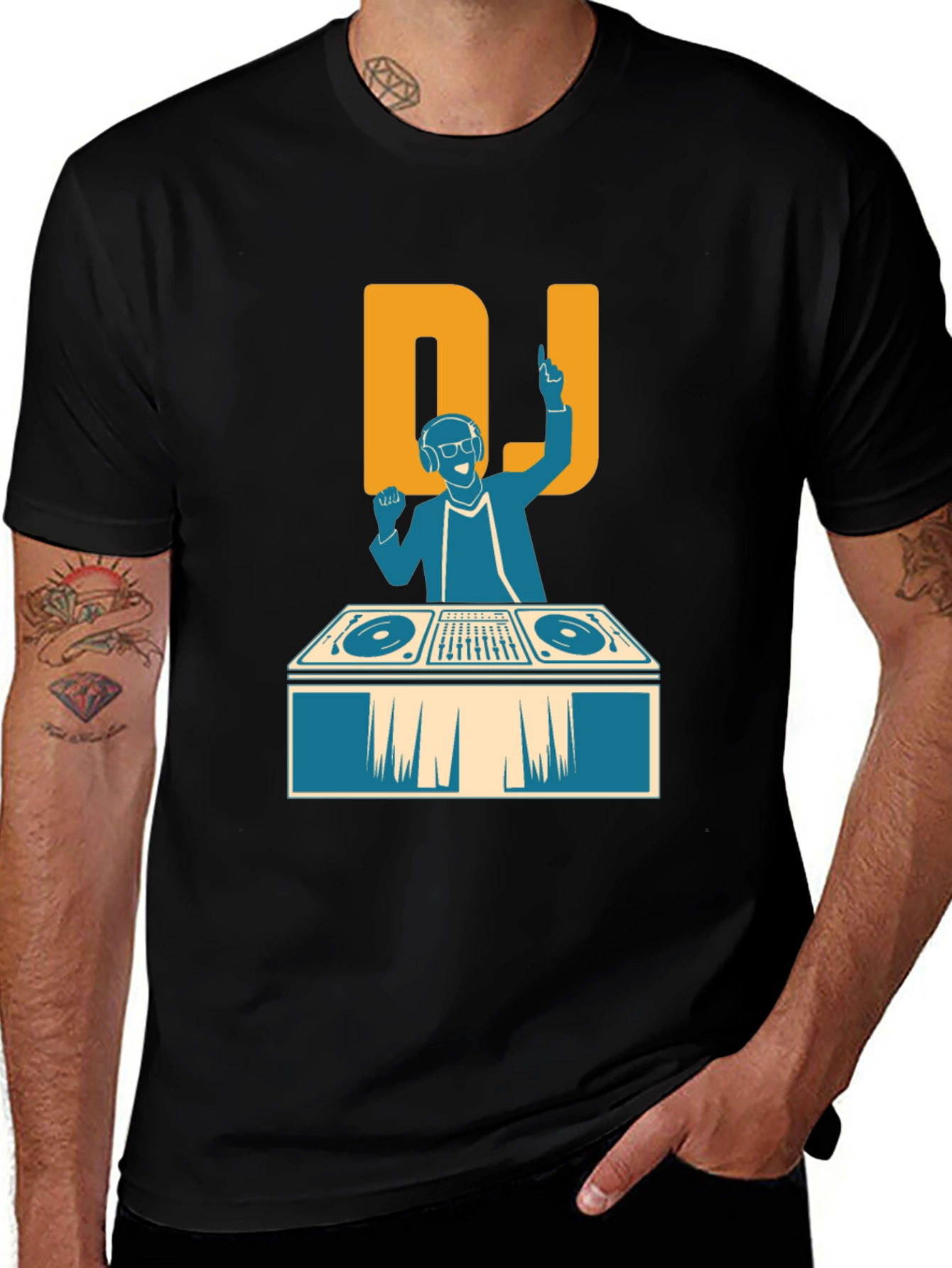DJ Graphic Print T-Shirt - Black
