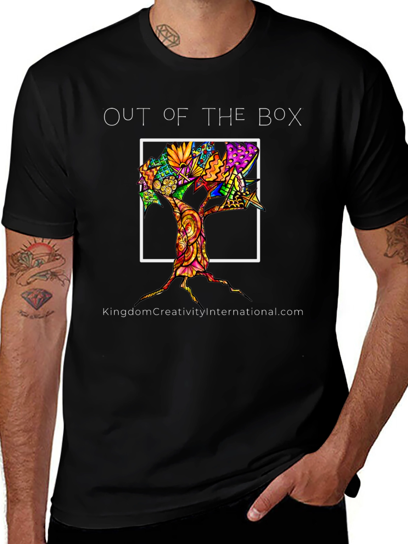 Variant 7 of Out of the Box Tree Graphic T-Shirt