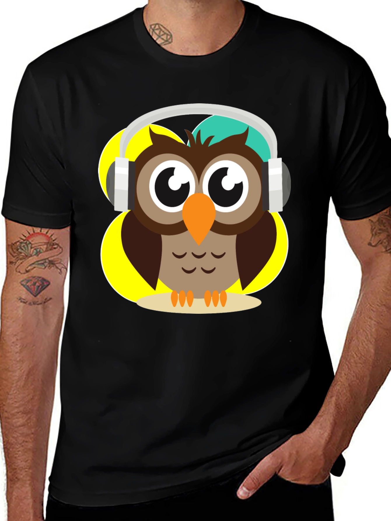Variant 18 of Owl Wearing Headphones Graphic T-Shirt