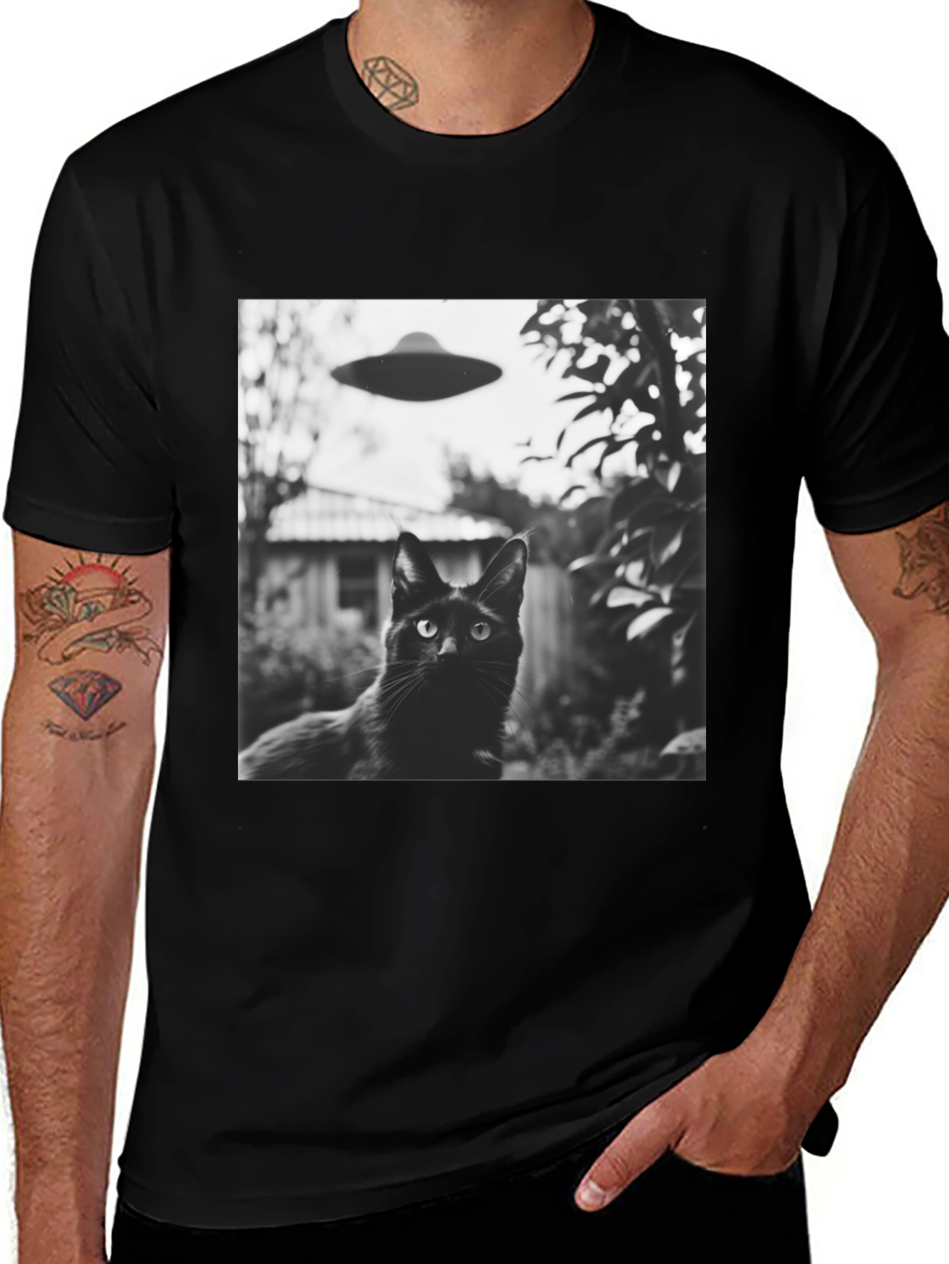 Variant 9 of Black Cat UFO T-Shirt