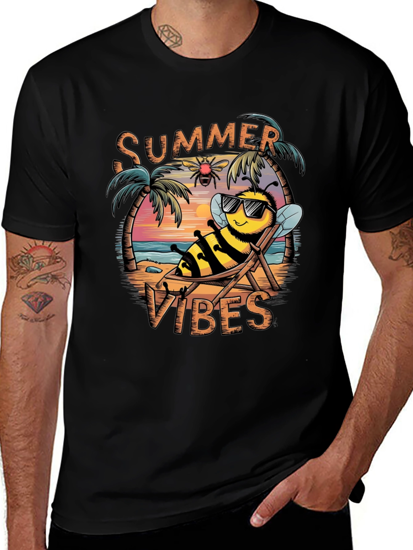 Variant 3 of Summer Vibes Bee Graphic T-Shirt