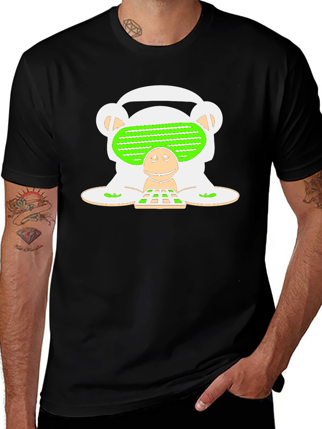 Variant 8 of Retro Gaming Bear T-Shirt