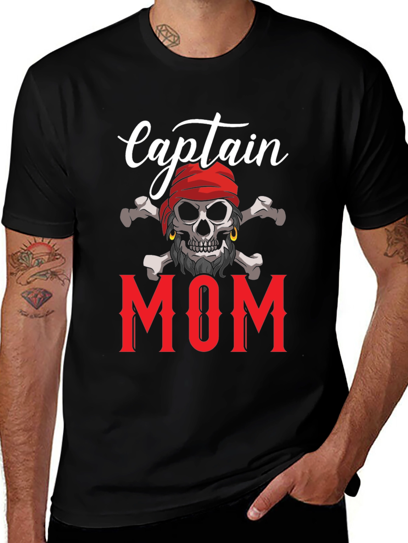 Captain Mom T-Shirt - Pirate Skull Graphic Tee