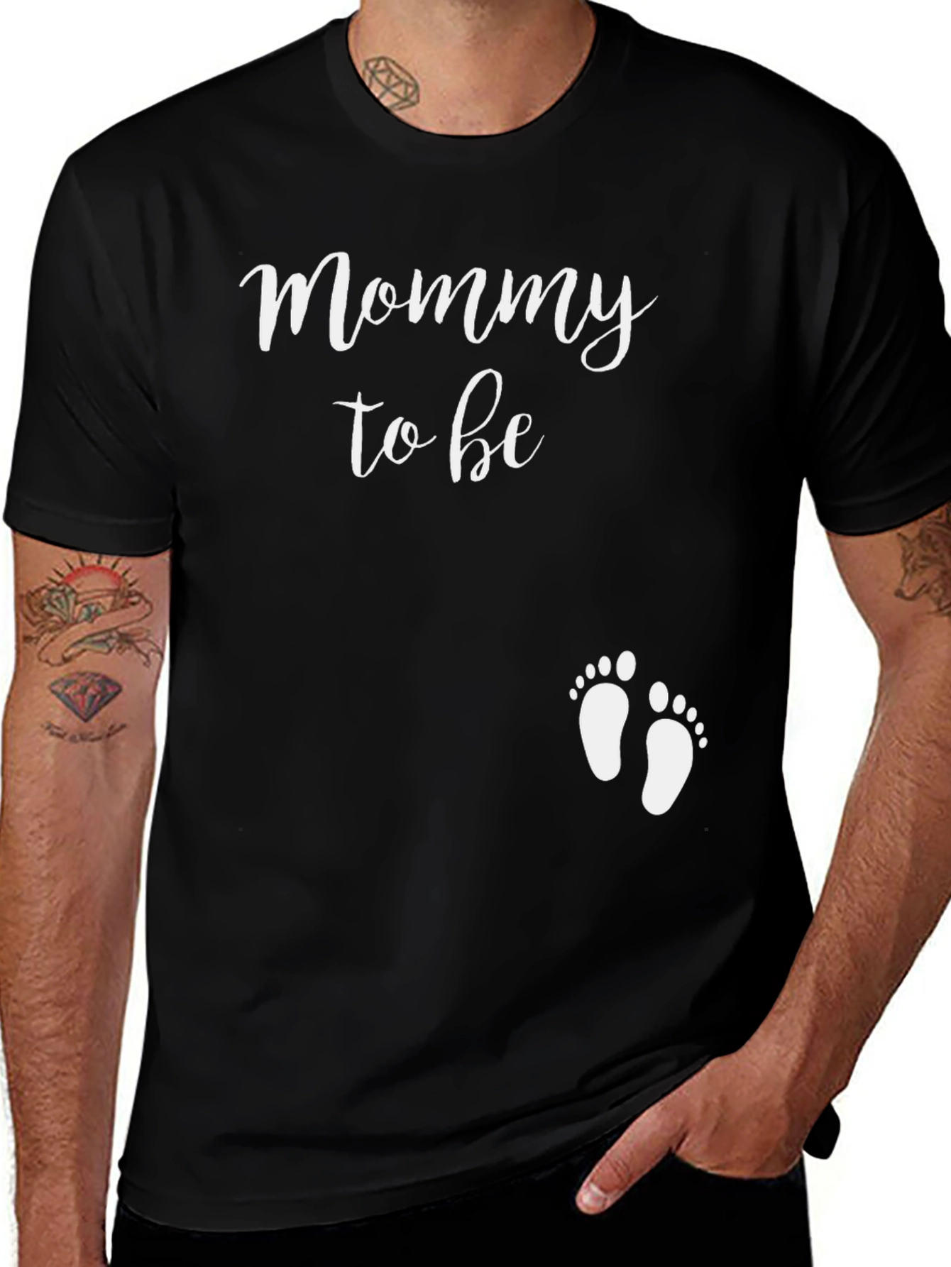 Mommy To Be T-Shirt Cute Baby Feet Pregnancy Announcement Shirt