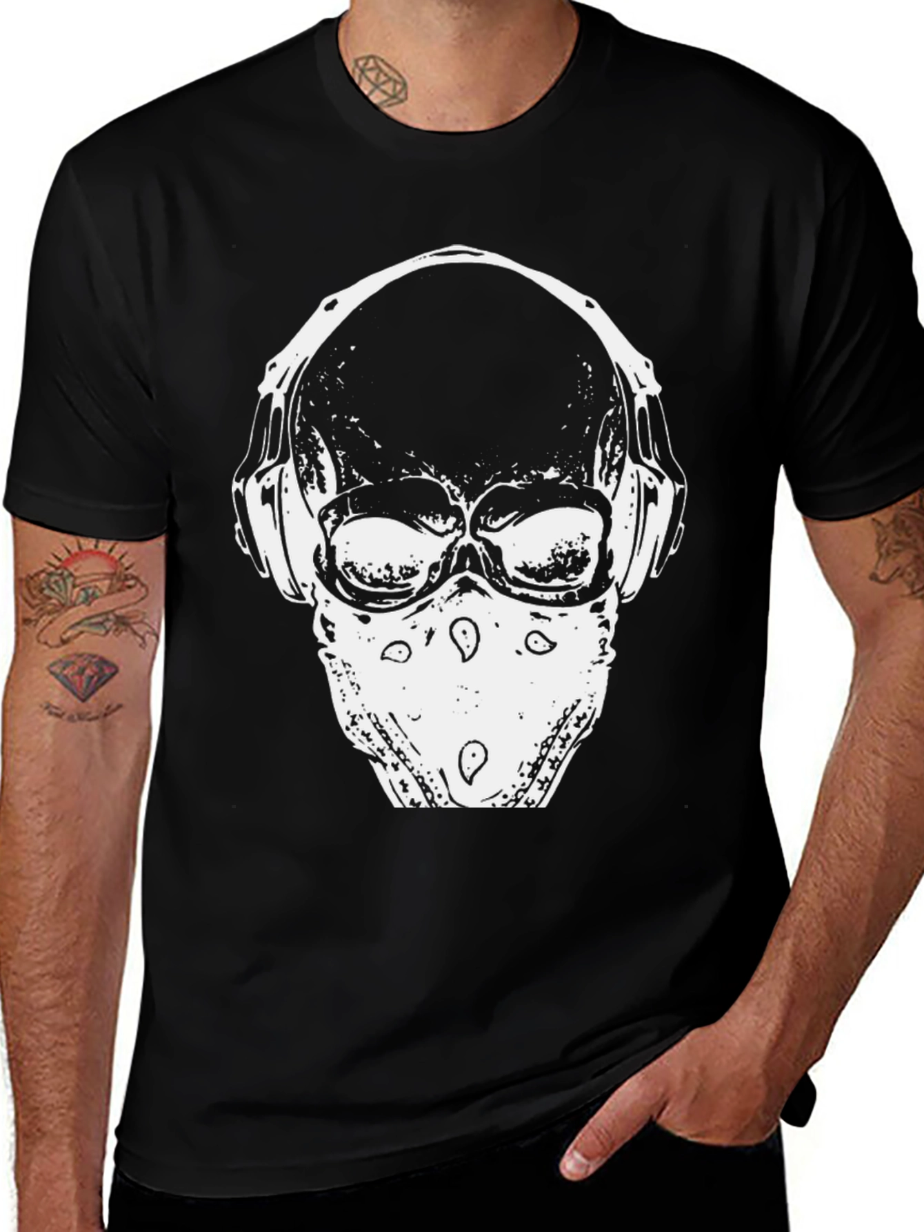 Variant 11 of Skull with Headphones Graphic T-Shirt - Black