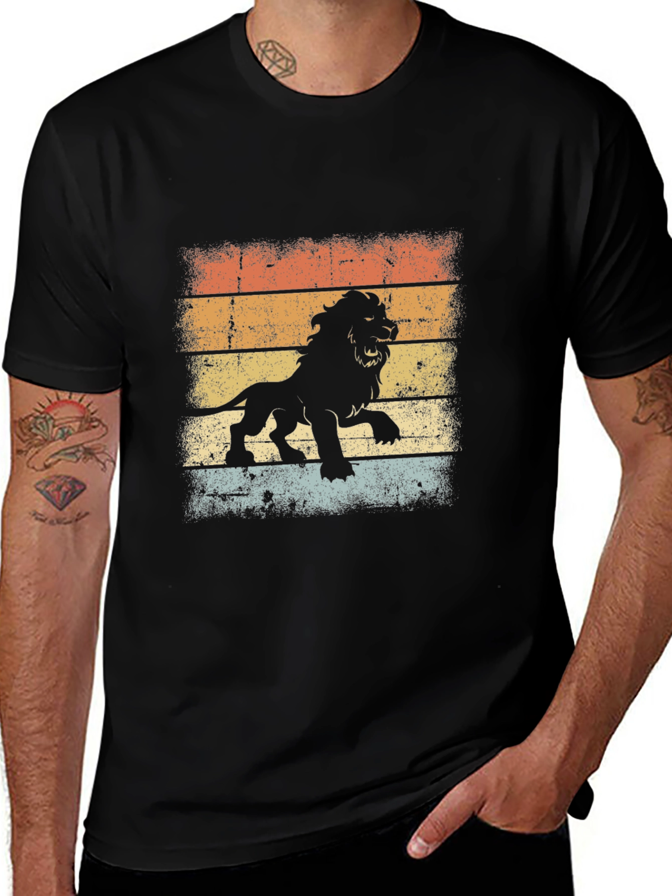 Variant 3 of Retro Lion Graphic Tee - Vintage Style Men's T-Shirt