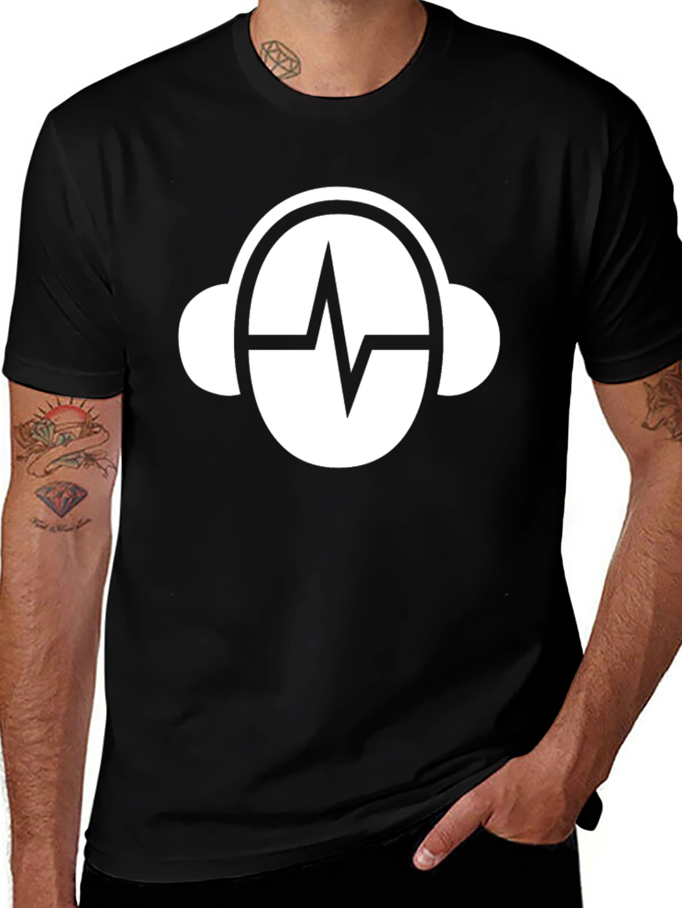 Variant 28 of Headphone Pulse Black T-Shirt - Music Lover's Style