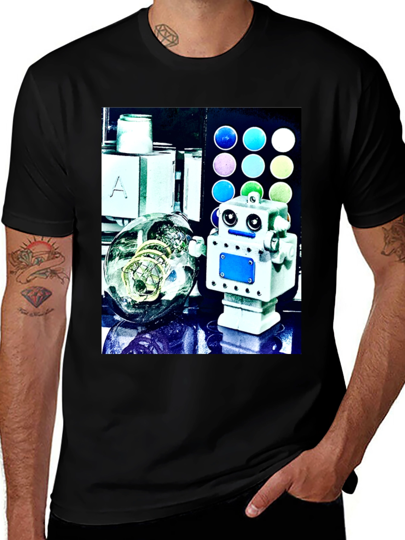 Variant 16 of Robot & Bulb Print Black T-Shirt
