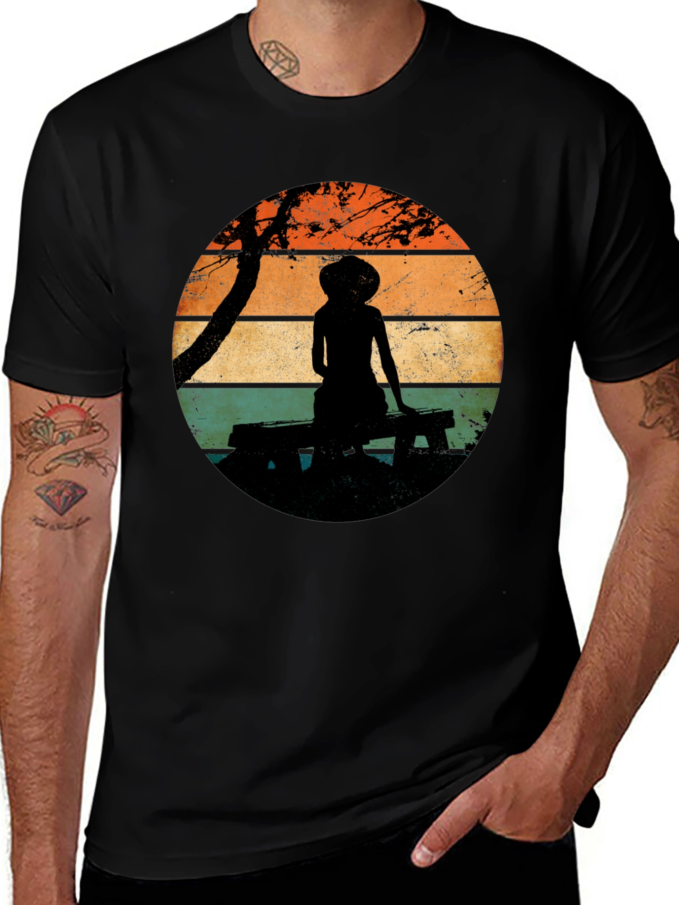 Variant 28 of Silhouette Sunset T-Shirt - Relaxed Retro Style