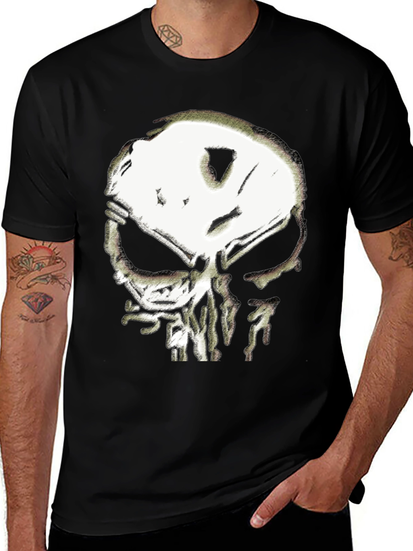 Variant 29 of Skull Graphic Black T-Shirt