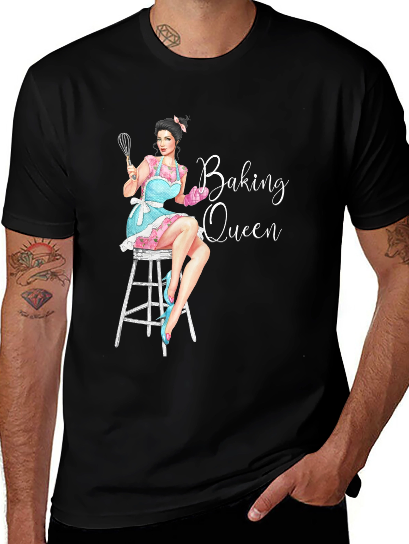 Variant 14 of Baking Queen Graphic T-Shirt - Black