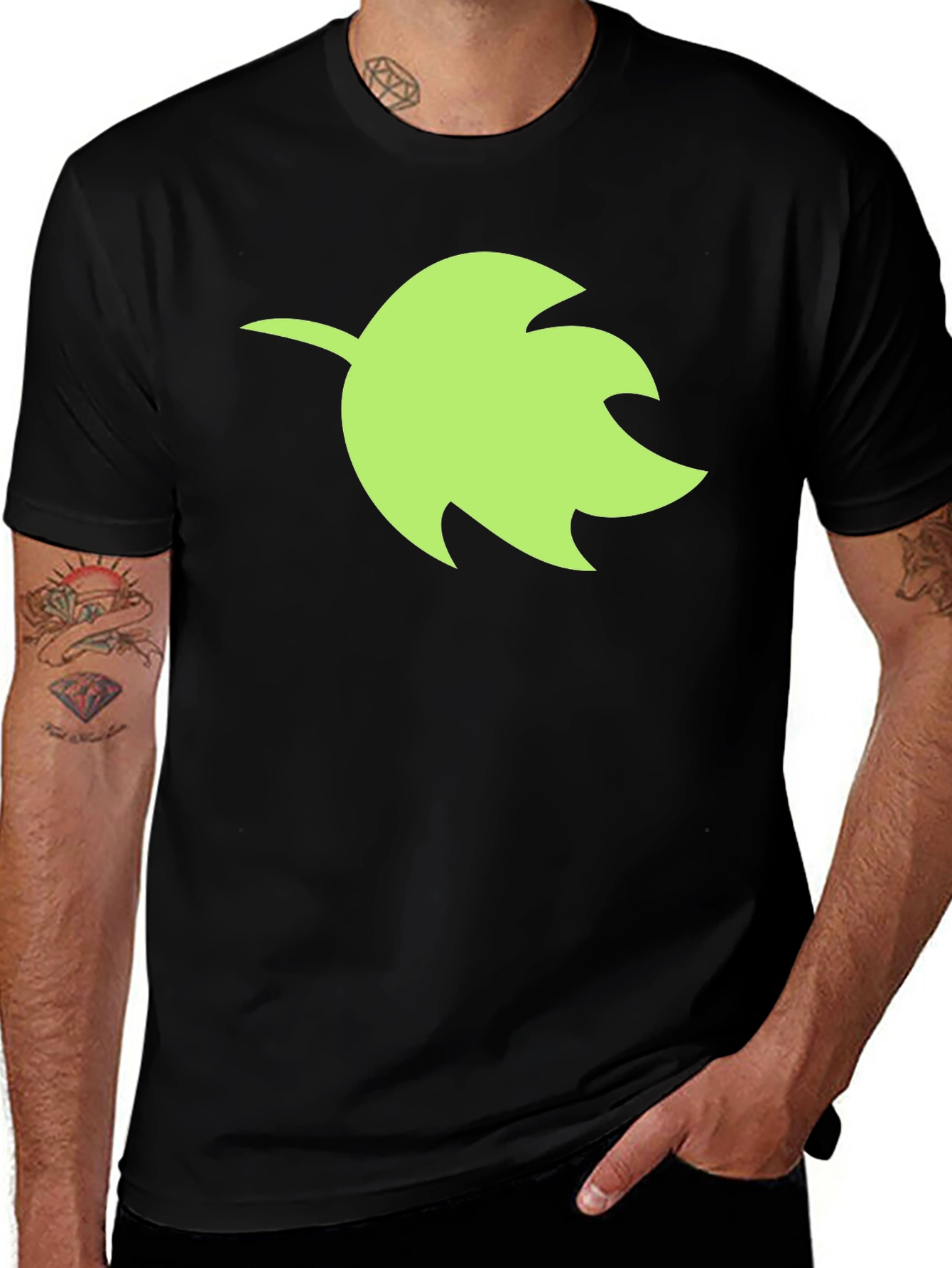 Variant 22 of Leaf Graphic Black T-Shirt