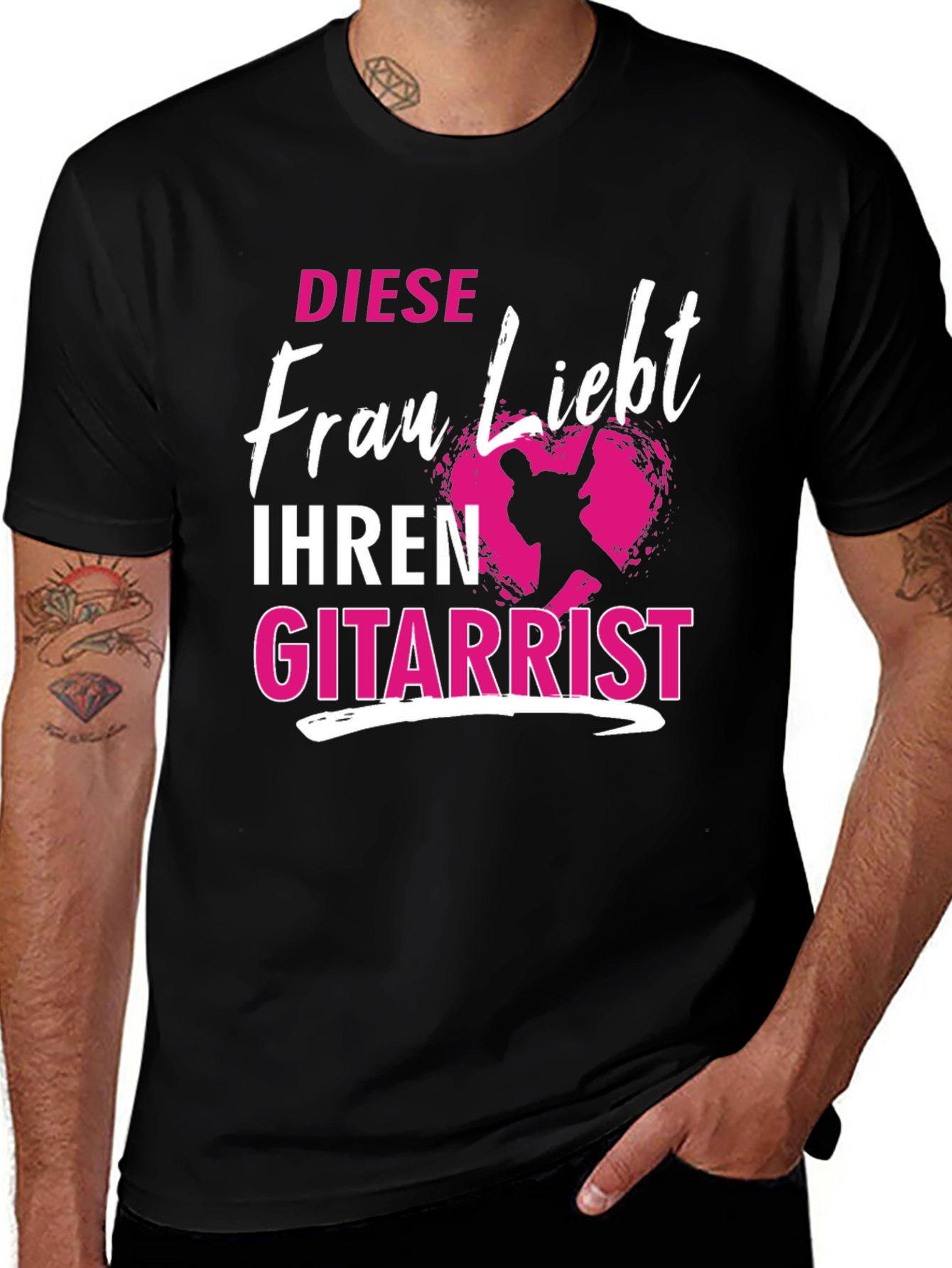Black Diese Frau Liebt Ihren Gitarrist T-Shirt main image