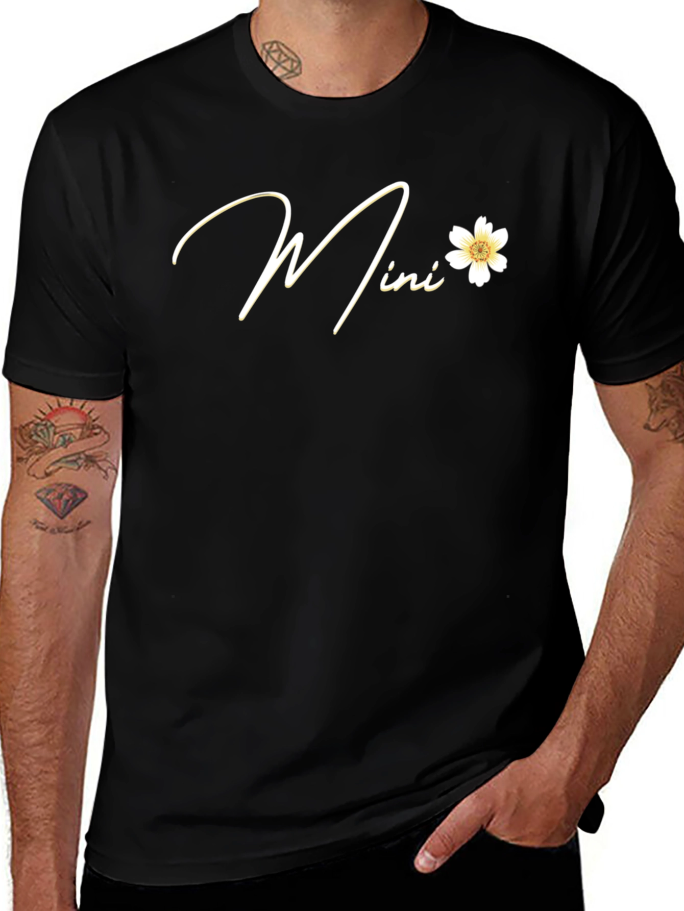Variant 29 of Mini Flower Graphic Black T-Shirt