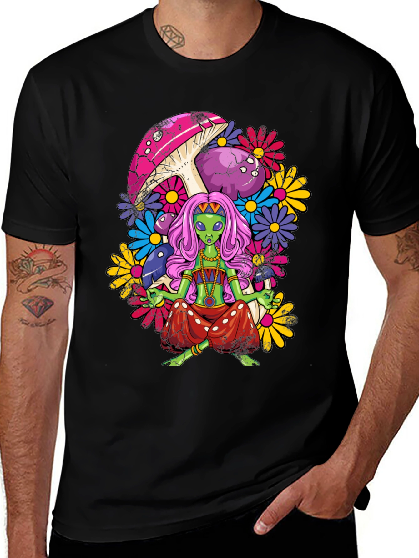Variant 23 of Psychedelic Alien T-Shirt - Colorful & Unique Design