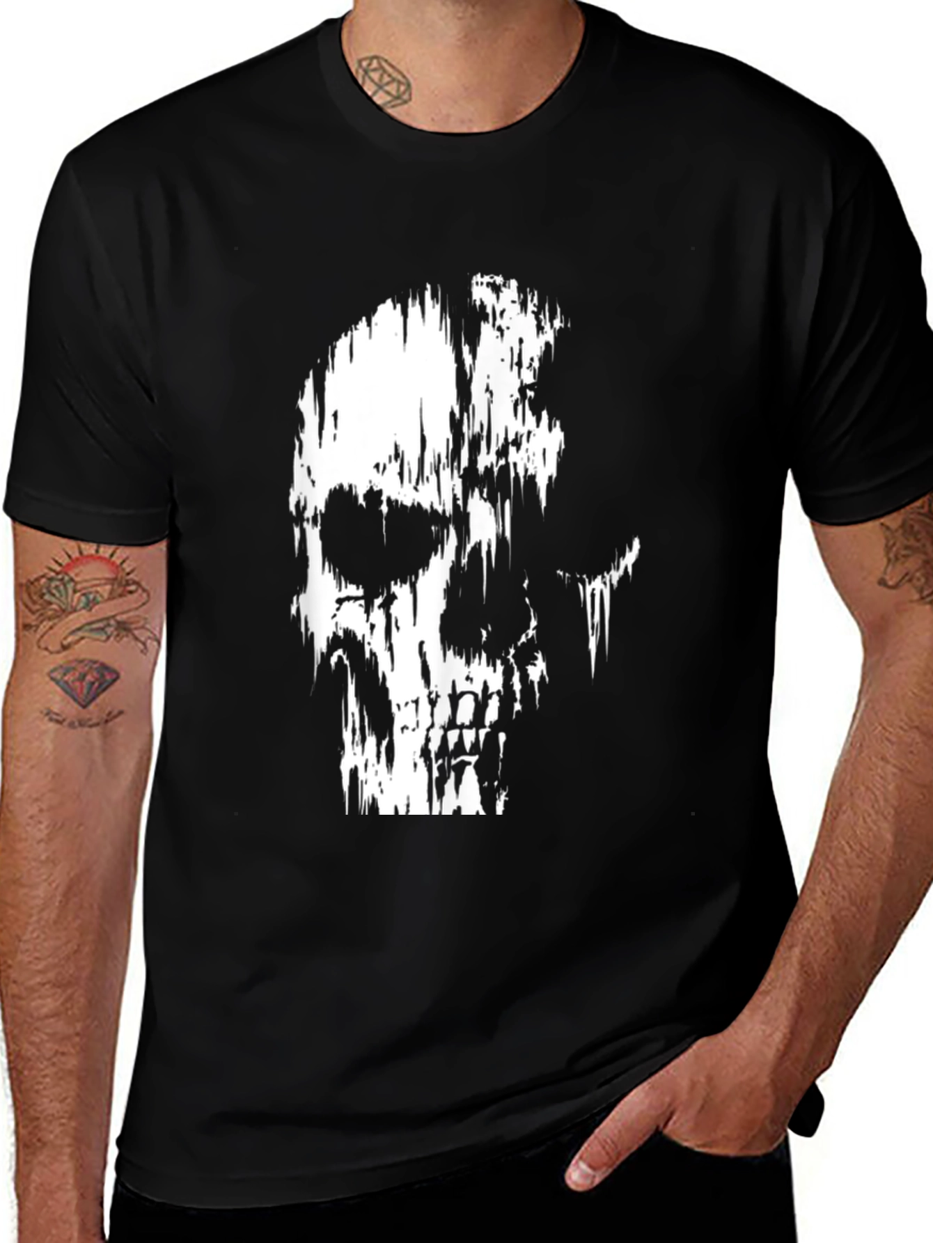 Variant 19 of Distressed Skull Graphic Print Black T-Shirt