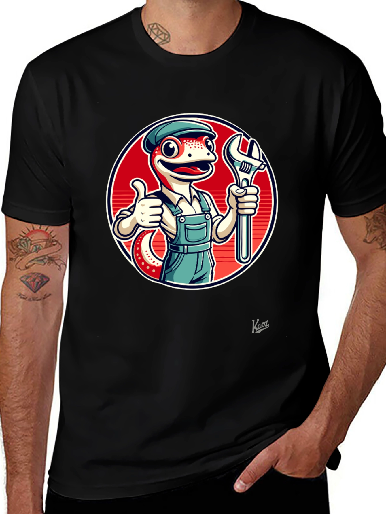 Variant 9 of Mechanic Lizard Graphic T-Shirt