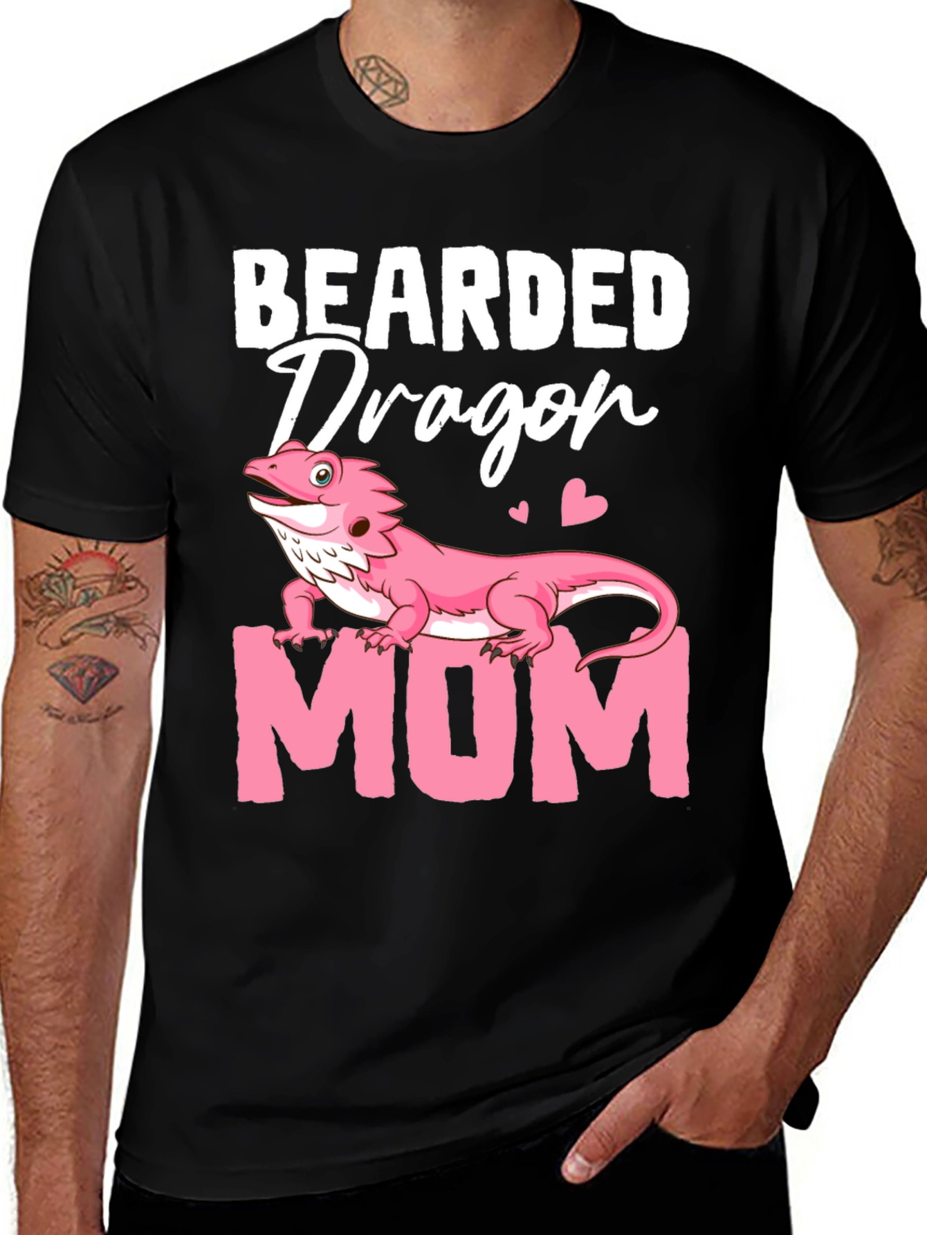 Variant 5 of Bearded Dragon Mom Graphic T-Shirt