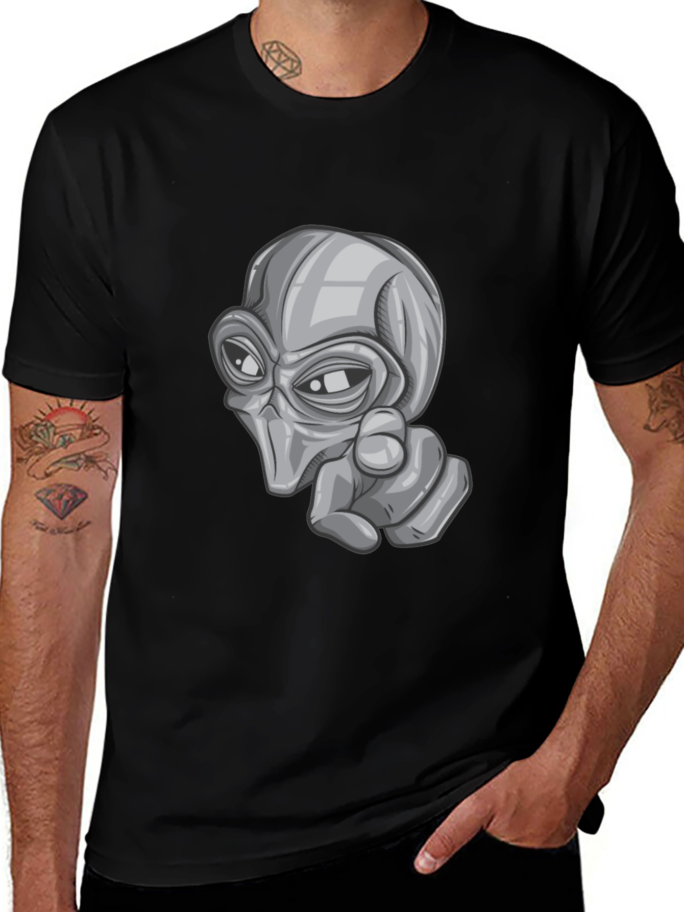 Variant 21 of Alien Graphic Print T-Shirt - Black Casual Tee