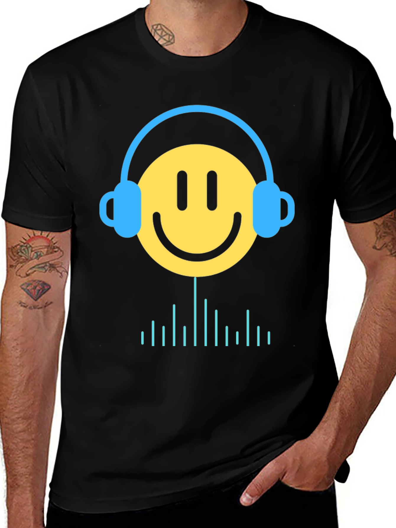 Variant 8 of Smiley Face Headphones Graphic Tee - Music Lover T-Shirt